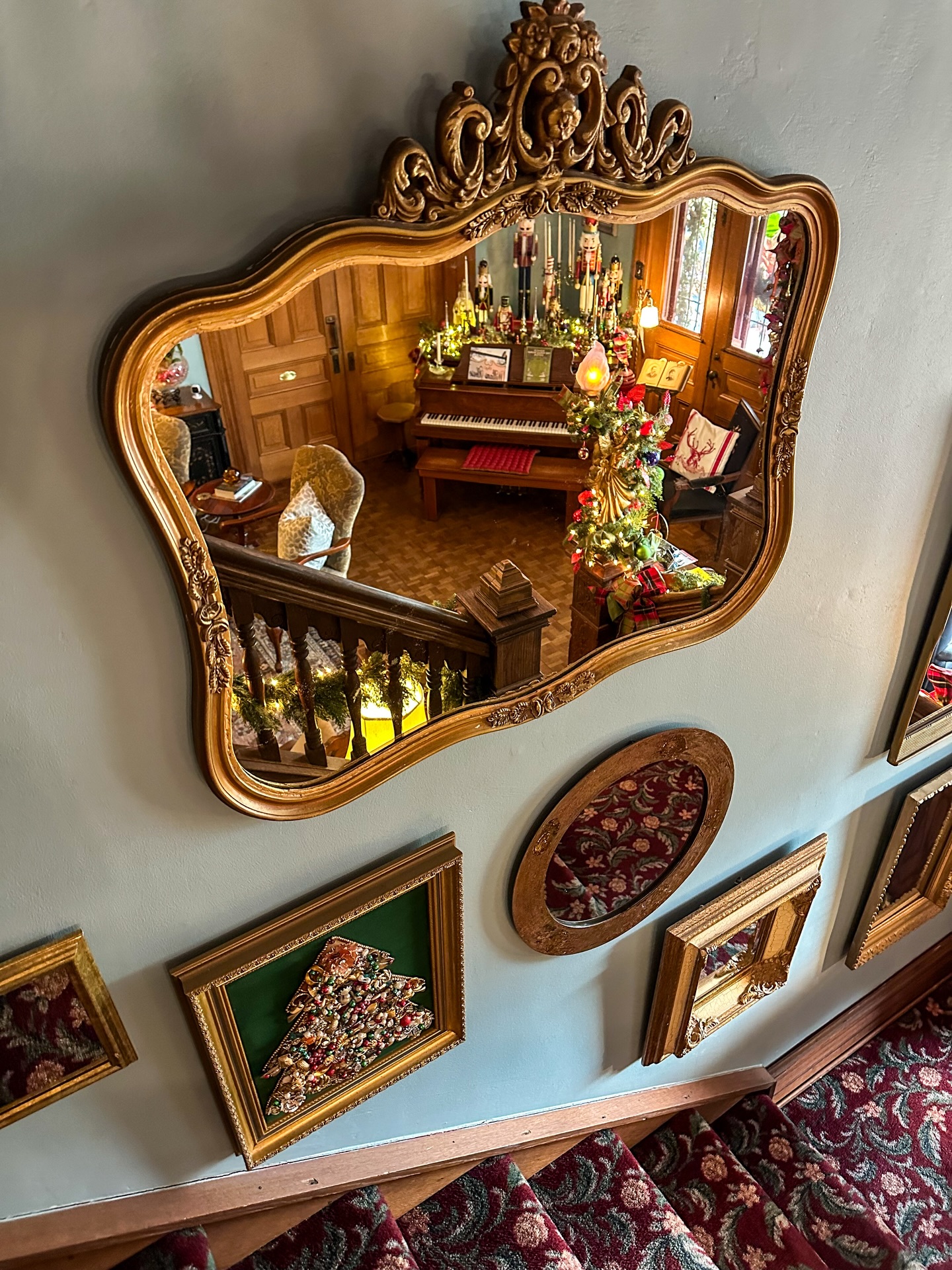 Started 2026 with a relaxing weekend in Hot Springs, Arkansas. We drove 7 hours from Austin to Hot Springs and stayed at the incredible @1890williamshouse ! They had fresh breakfast available every morning and delicious dessert always ready when we needed to satisfy our sweet tooth. They also recommended that we do the Hot Springs Trolleys tour, which taught us so much about the town’s history. Now a quaint place and home to Hot Springs National Park, the town was once bustling with speakeasies, baseball players, gangsters, and people seeking healing powers from the springs!
More posts coming soon! Can’t wait to tell you about the rest of our time in Arkansas…
.
.
.
#VisitHotSprings #TheNaturalState #YesVisitTheUSA