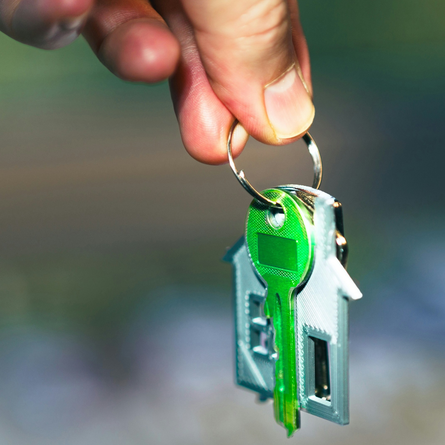 Congratulations! You’ve just bought your first home. Now here’s what you may need to know about insuring it: https://bit.ly/482yRps