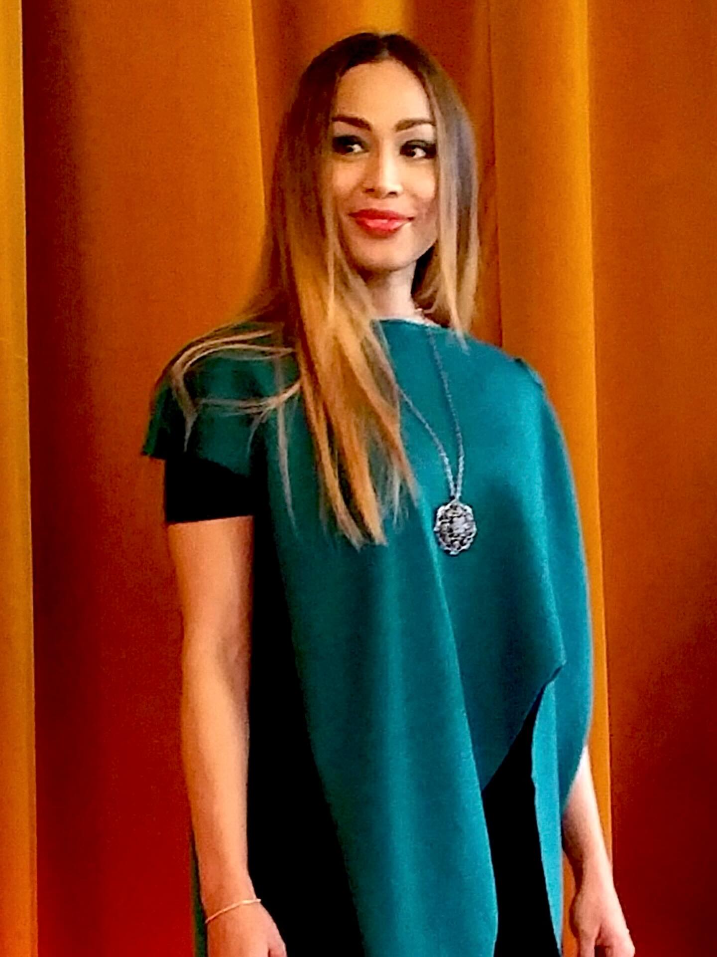 Creating the WonderWomenWorld wwweb. Nice memories from my Finland’s Independece Day fashion show. Thank you for being my model Angek🩷.
@elizabethwesterlund @wfw.ai @vlge__ @nordicartistsofnewyork @mai.niemi.design