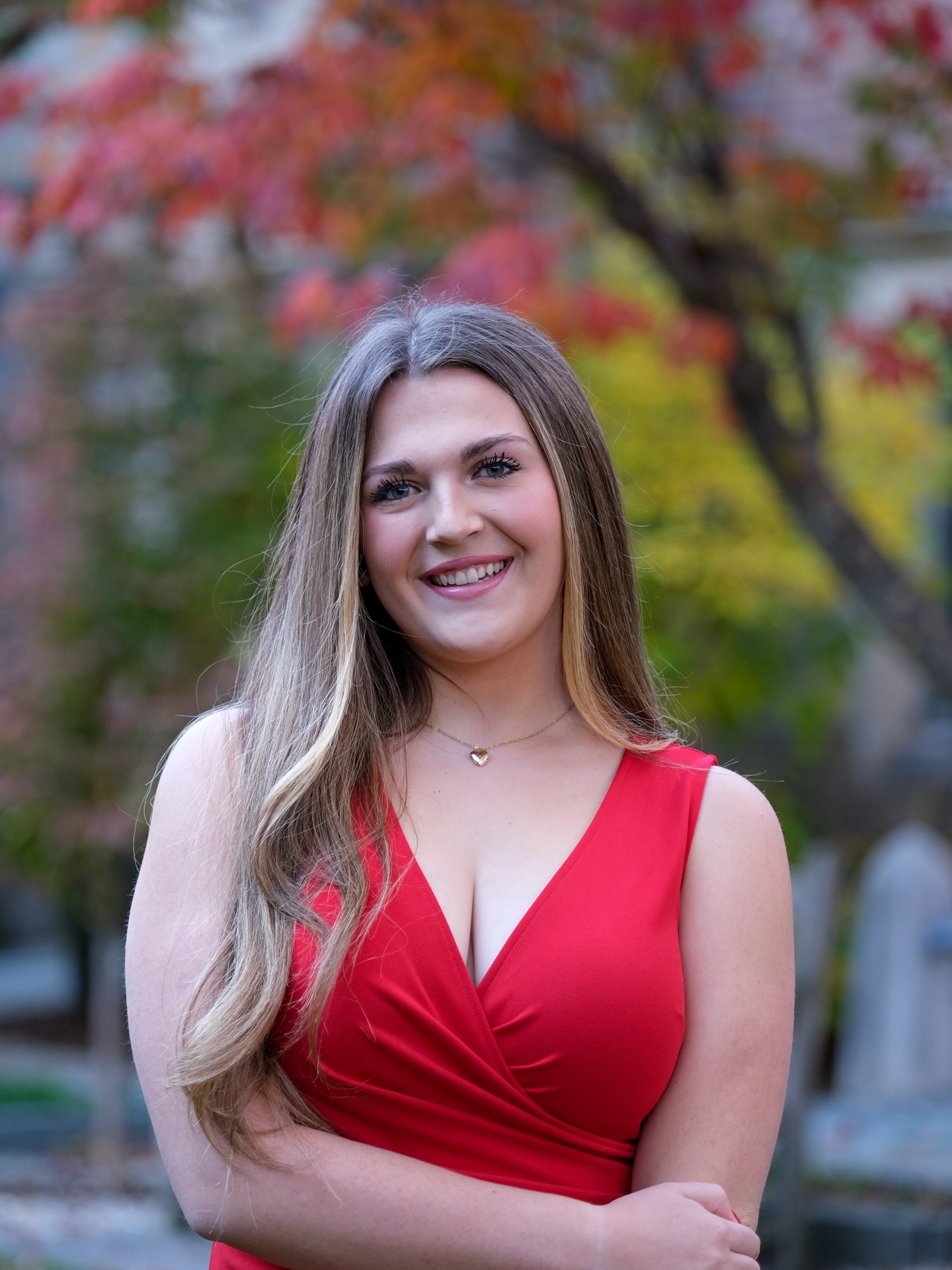 BABY REVEAL #5: Theresa Dowling ♥️
Theresa is a first year Alto 2 in Silliman from Denver, Colorado. She is majoring in cognitive science. Outside of singing, she likes painting, horseback riding, hiking, playing guitar, and binging TV. She’s super excited for the next couple of years with Proof!