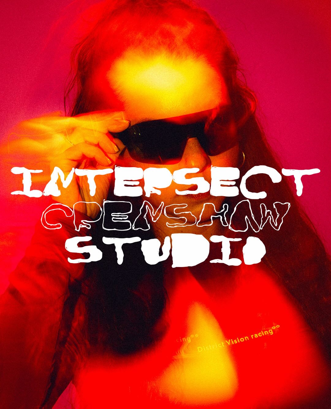 This year I told myself I would spend more time creating and collaborating with different folks. I didn’t want to let ideas sit in my head or in my notebooks and let time pass by without ever getting to realize them. I also promised myself to be less critical because the process and the progress are just as important. The journey is everything.
.
Shot these images @intersectcrenshaw with the help of @zulydelarose . I’m happy I found this space and grateful for someone as uplifting as Zuly. Also grateful to the models who agreed to help out on short notice - @familyjules91 and @alonsoeldiablito . Had a fun time doing this test shoot and experimenting with color. Lighting is still an area I’m learning a lot about. So it was fun just trying stuff and seeing what would happen. Looking forward to more tag teams this year.