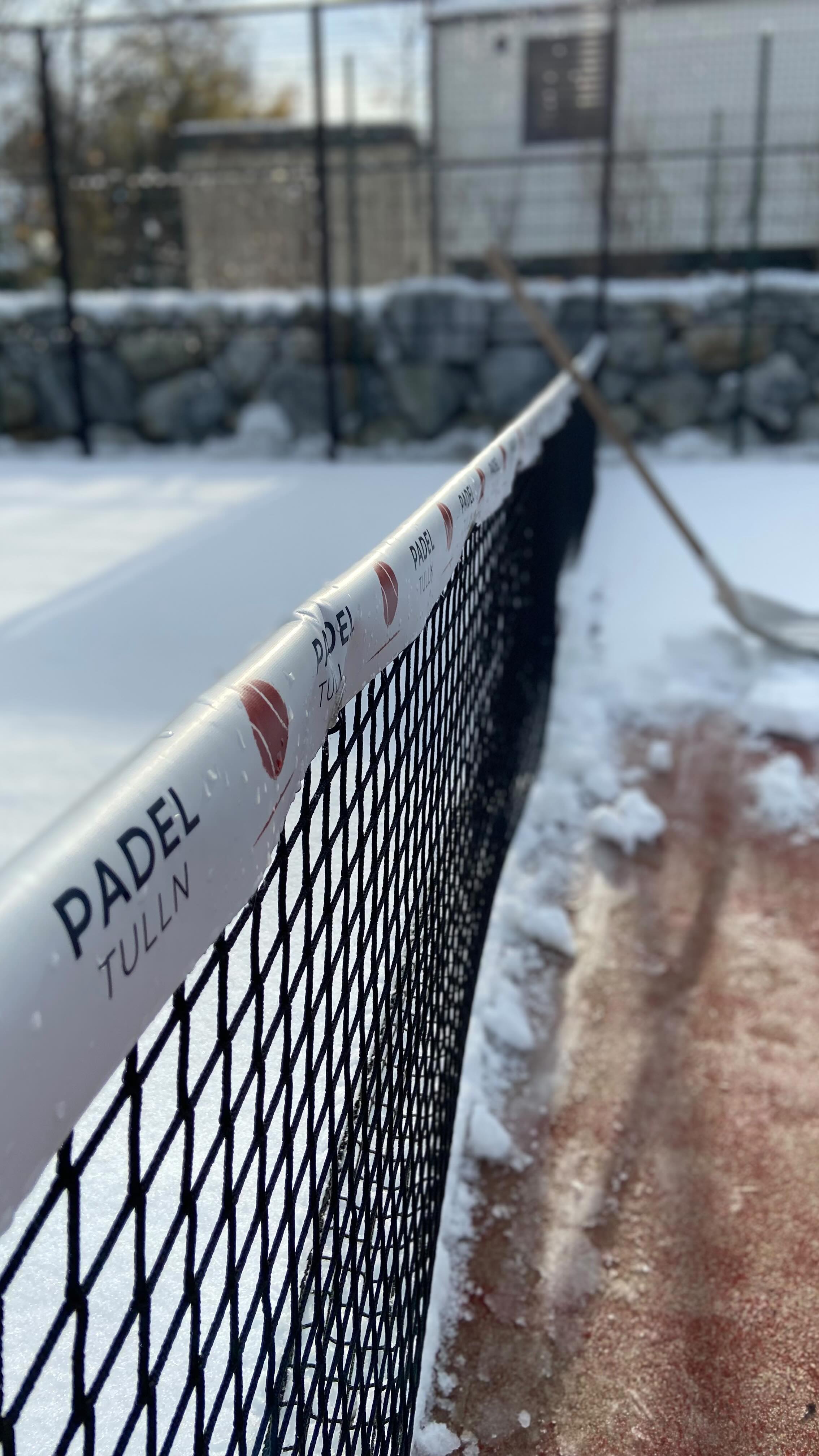 Wetter ist Einstellungssache - oder wie war das? 😂☃️
#padelkenntkeinesaison #winterpadel #padeltulln #tullnerleben #padelfun
