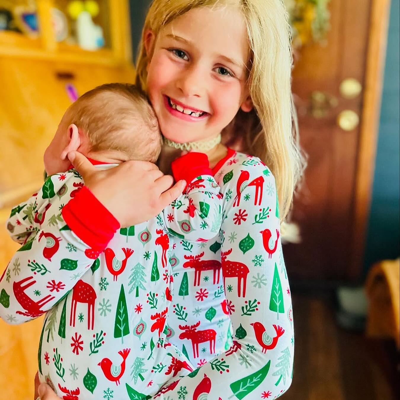 From @skogsbarn3: Bamboo pajamas - one of our top selling products. ❤️
🔗 skogsbarn3.etsy.com
#holiday #matchingpjs #matchingsets #pajamas #customerfavorite #bamboopajamas #shopsmall #scandinavian #alaska #holidays #dalahorse #dalahäst #moose #gnome