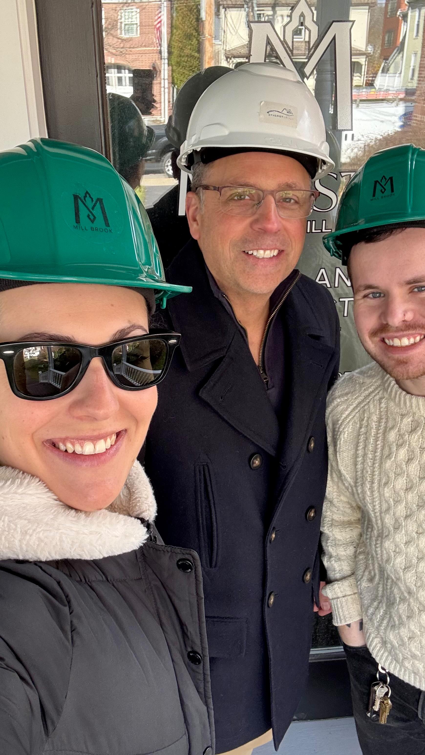 A look back at 2025 at Majestic Mill Brook ✨
Construction milestones were hit and memories were made. From hardhats to move-ins, 2025 was one for the books!
.
.
.
.
#2025recap #realtor #funnyrealestate #recap