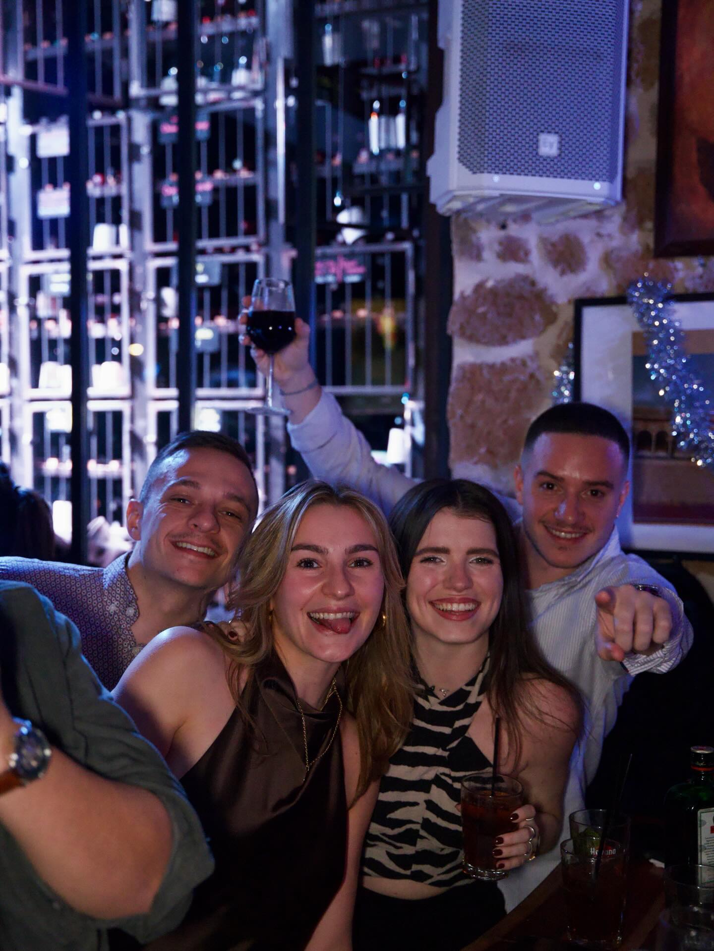 En 2026, on trinque et on se régale du lundi au samedi. Et dès le jeudi soir, on retourne la Rosa Negra. Programme validé ? 🤯 #toulouse #samedi #restaurant