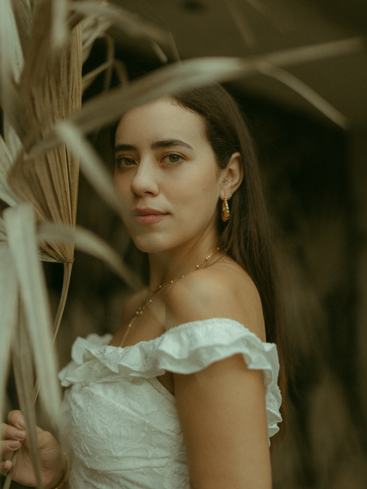 A little sneak peek : Portraits touched by salt air, sunlight, and stillness.
#cozumelphotographer #saltystudiocozumel #cozumel