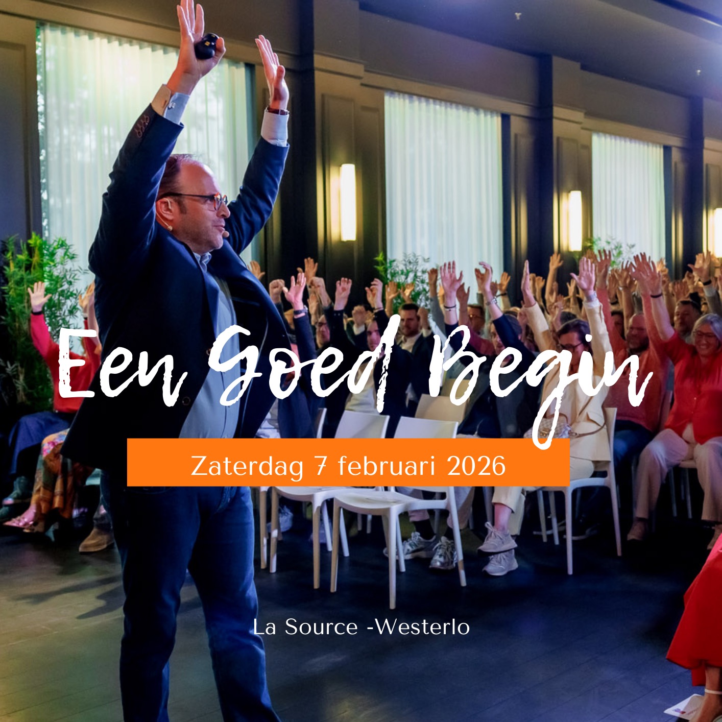 Soms lijkt het alsof je leven op automatische piloot draait. Je staat op, je doet wat er van je verwacht wordt, je vinkt wat to-do’s af en voor je het weet is het alweer avond.
En ergens diep vanbinnen fluistert iets: Is dit het nu?
Maar daarbij stilstaan lukt niet, want de trein dendert door.
Ik ken dat gevoel maar al te goed. Jarenlang dacht ik dat ik gewoon harder moest werken, meer moest presteren, nog een tandje moest bijsteken. Tot mijn lichaam op de rem ging staan.
En toen besefte ik: Nog harder werken gaat het niet oplossen. Mijn leven op een meer zinvolle manier invullen misschien wel. En dat hoeft niet drastisch ineens.
Small change big impact maakt op termijn ook groot verschil.
En precies daarover gaat “Een Goed Begin” zaterdag 7-feb ✨✨.
Een moment op effe halt te houden, rond te kijken en jezelf eerlijk de vraag stellen: Waar ben ik eigenlijk naartoe onderweg? En klopt dat nog?
⚠️ Een Goed Begin is geen show of geen trucje. Geen motivatieboost die na twee dagen weer wegzakt. Het is een namiddag waarin je stilstaat bij hoe 2026 eruit mag zien. En bij uitbreiding alle andere jaren die je nog hebt. Het is een middag waarin je voelt dat je niet de enige bent.
Als je voelt dat je al net iets te lang meedraait in een fastforward rit. Dan is dit mijn uitnodiging aan jou.
👉 Zaterdagmiddag 7 februari. La Source in Westerlo.
Eén namiddag die je jaar kan veranderen.
Tickets via de website!
#ChooseLife