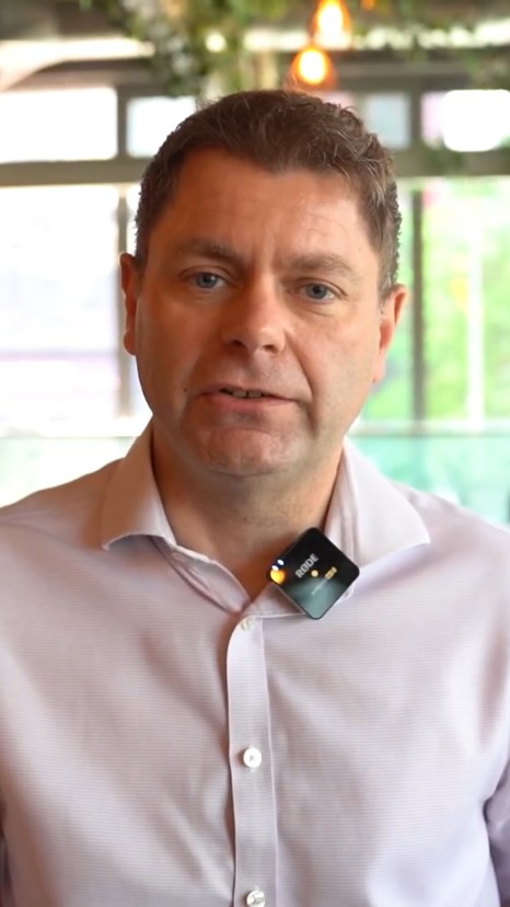 What are lunchtime Bible talks like, and why come along to one?
Hereās a glimpse of the Stratford Talks, who we featured yesterday in our Lunchtime Talk Tuesday series.
Stratford Talks meet on Wednesday lunchtimes (12:40-13:20) at The Cow, E20 1GL.
They are starting a new series today exploring the meaning of life and the claims of Jesus Christ.
This would be an excellent series to come along to if you are curious or sceptical about Christianity, or to bring along interested colleagues.
Similar meetings happen all over central London over lunch: gospelatwork.org.uk/map
š„ @jazmangles
#stratford #lunchbreak #christianity #gospelatwork #london