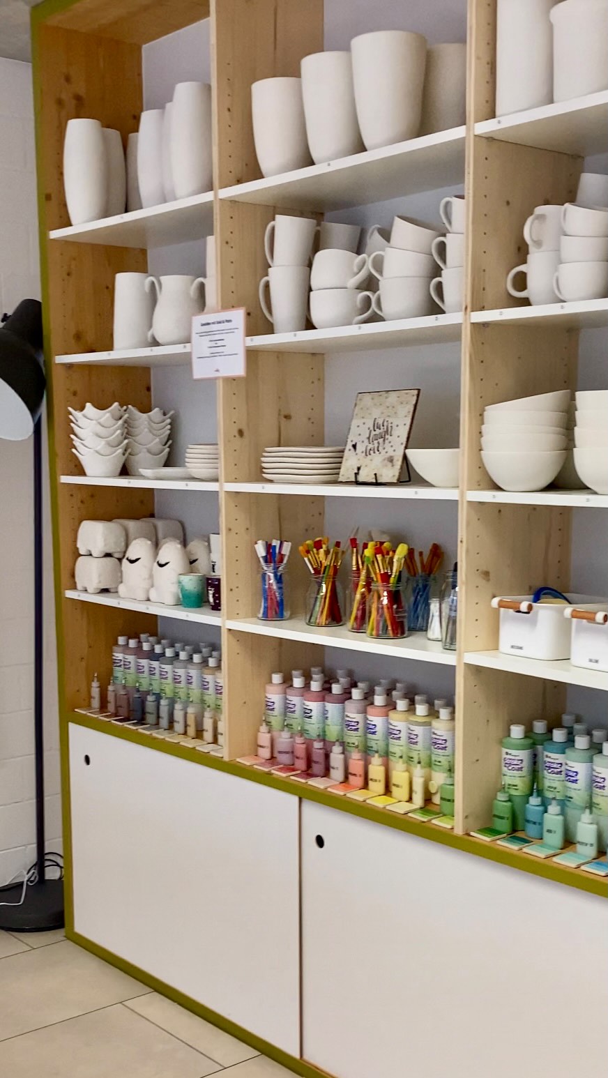 Stell dir vor: „Wenn dein Winterhobby plötzlich Keramik ist. 💖
Wir sind der perfekte Ort für dein kreatives Malen und sind bereit für deine Ideen! 🎨
#werk2go
#keramikmalen
#keramikbemalen