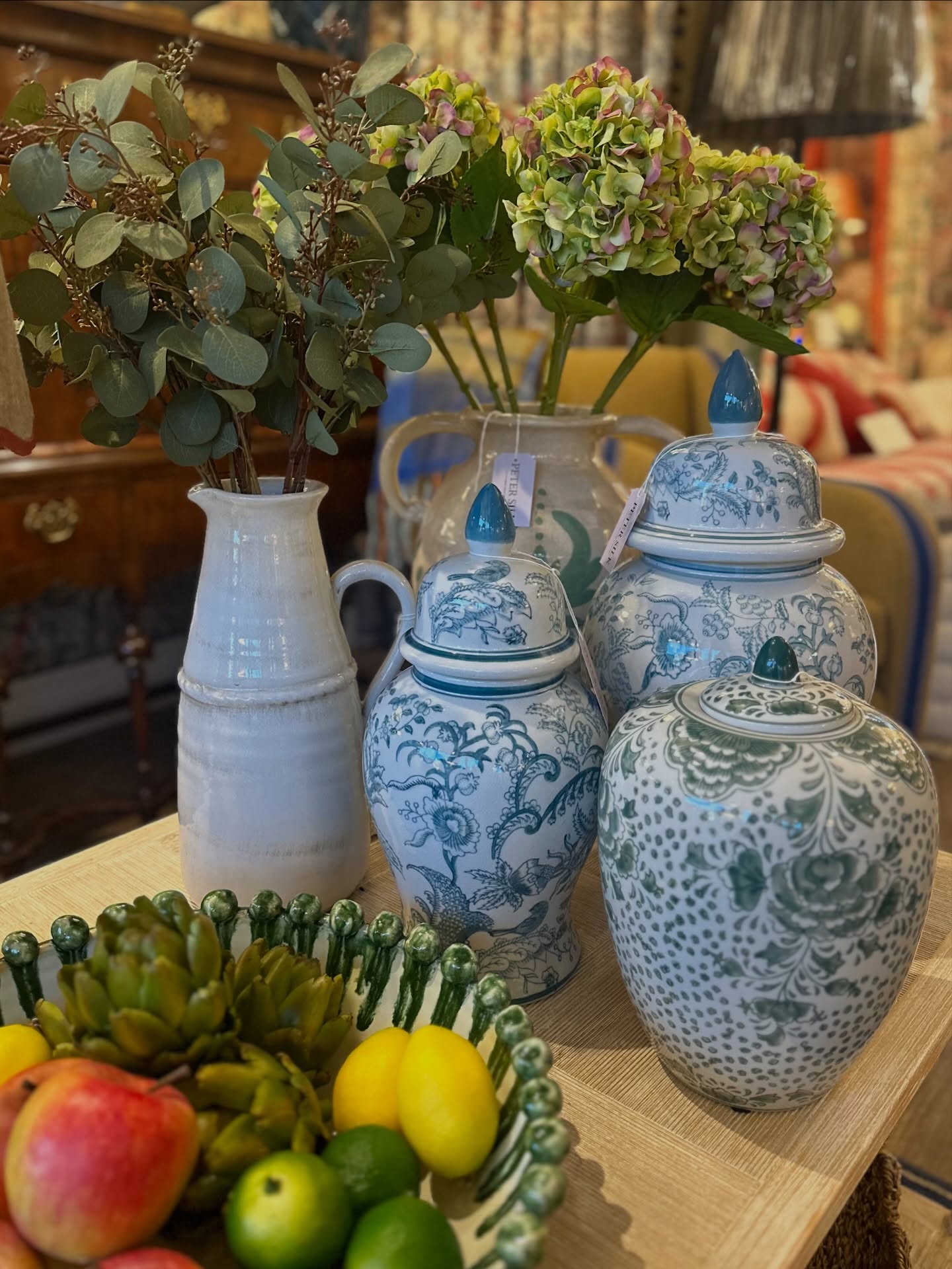 Spring has arrived early in our showroom 🍃 We have lots of new pieces just in that are really brightening our January moods! Make sure to pop in and take a look! We’re open Monday to Saturday 10:30 to 4:30 ✨
#petersilkofhelmsley #newin #spring #springflowers #fauxflowers #ceramic #objet #springdecor #décor #interiordecor #interiorshop #springcollection #jars #cushions #linwood #prettyinteriors #springishere