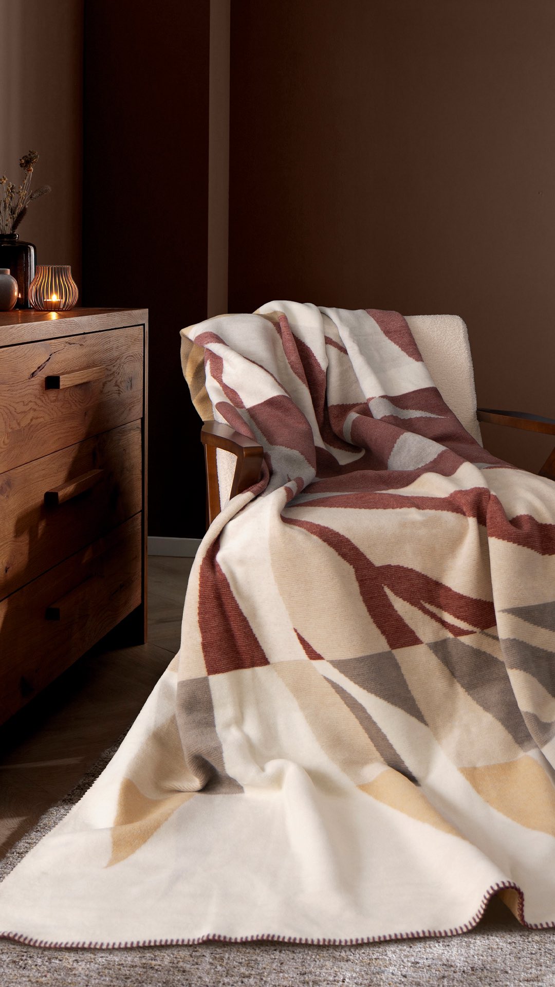 Chaleur, douceur et confort pour l’hiver avec nos nouveaux plaids 🤍
#GarnierThiebaut #savoirfaire #lingedemaison #plaid