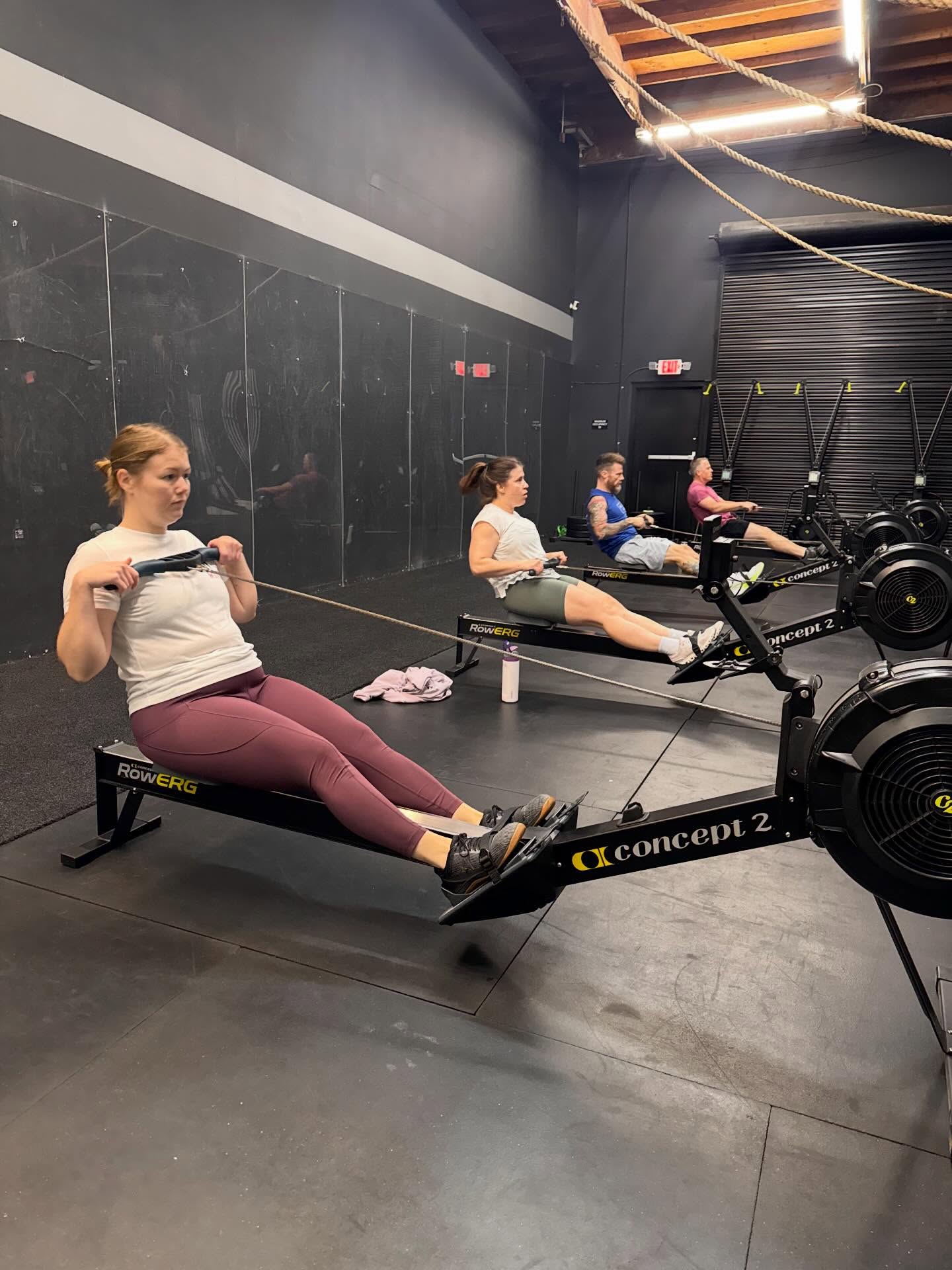WEEK 1 RECAP 🚣♂️🚣🏽♀️🚣🏼♀️
TOP SCORES for our 2000m row for time:
🥇1. Deryk C 6:59.8
🥈2. Miles G 7:12.6
🥉3. Wyatt C 7:14.8
🥇1. Jenn M 7:58.9
🥈2. Eik H 8:17.4
🥉3. Mikayla B 8:22.0
🥇🏆Congrats to our winners @wookieoftheyear @jennnnymcd !!! Don’t forget to come pick up your prizes from us! Great job to everyone who gave our challenge a go & pushed themselves! 👏👏👏👏 Remember, each time you participate you get entered into the raffle for the grand prize at the end!
WEEK 2 challenge Starts TODAY, Jan. 12th