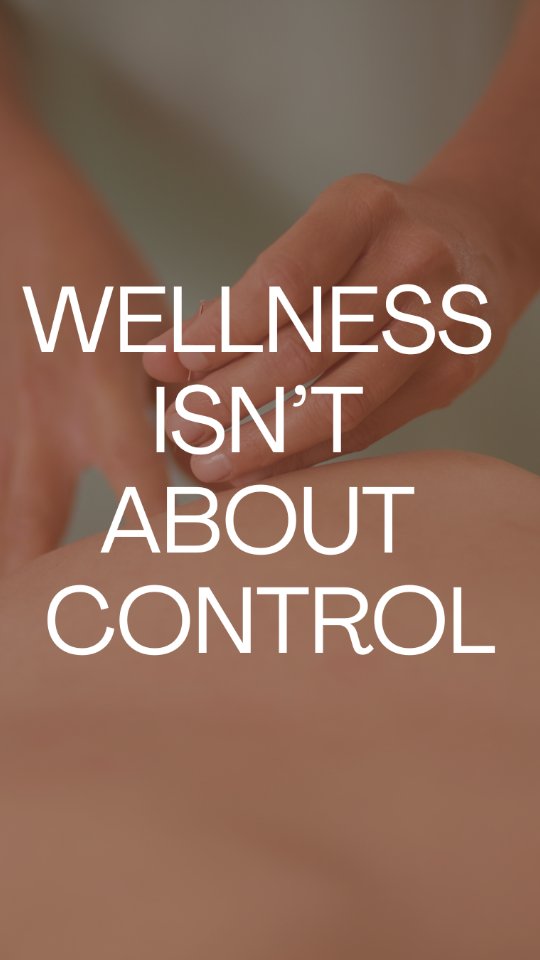 We honor that there are many paths to wellness.
Our work begins with listening deeply and without force.
We meet you where you are,
in your health, your life, and this moment.
From there, the body remembers how to reorganize,
in its own time, in its own way.
Together, we trust your body’s innate wisdom.
#IntegrativeMedicine #innerwisdom #WellnessJourney #santacruzwellness #holistichealth