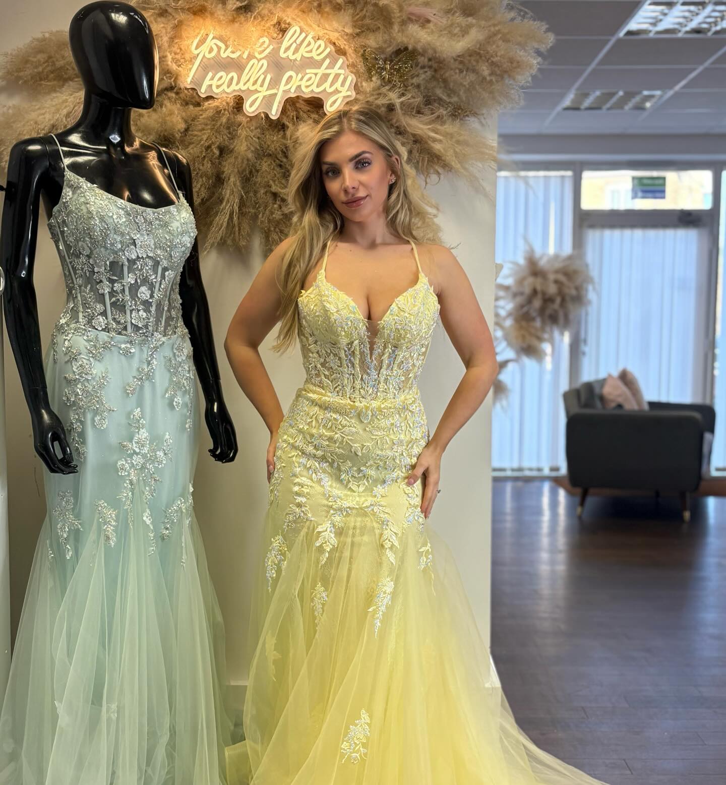 Our best seller is BACK IN STOCK… BUT NOT FOR LONG 🔥
You’ve all been loving our exclusive fishtail style “Harper” and she’s available in Yellow, Navy, Sage, I’ve Blue and Fuchsia Pink ✨
Secure yours FAST before she goes again 🏃♀️