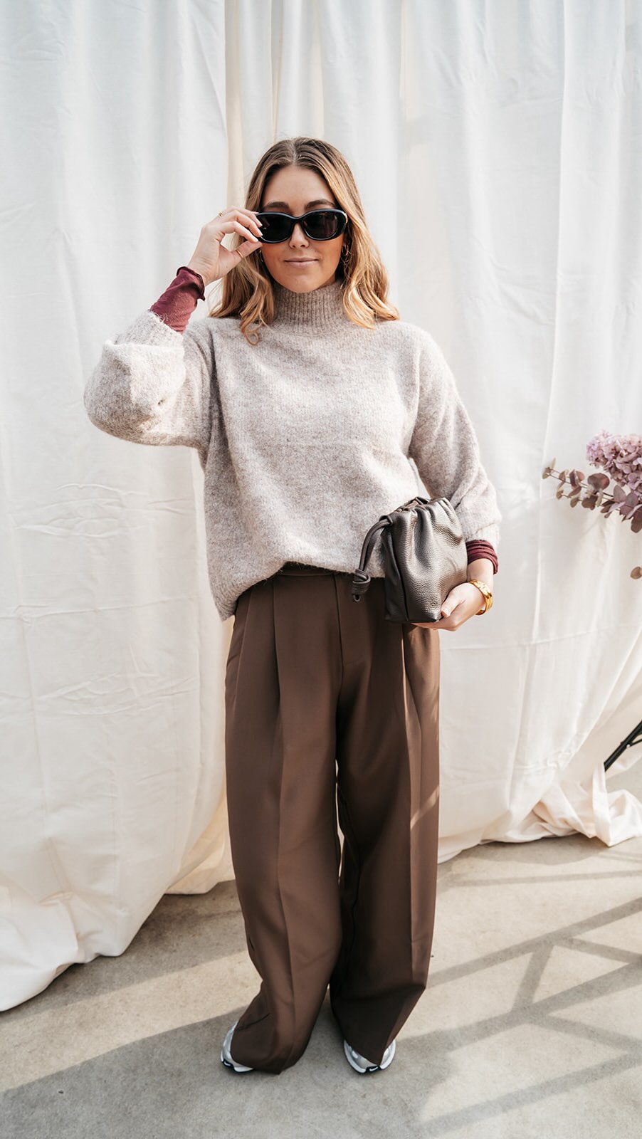 JULIA IN OOSTENRIJK 🤍 dag 3! Onze laatste shootdag zit erop, wat een zalige tijd hebben we hier gehad!
COMING SOON!
www.juliabybb.com
#juliabybb #juliaturnhout #juliareel #webshop #campaign