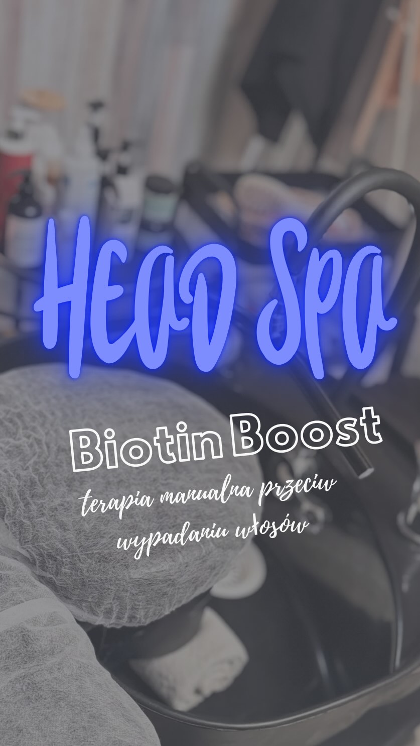 Zamknij oczy…
… i wyobraź sobie, że Twoja głowa to ogród — a my, zamiast „zwykłego masażu”, robimy dla niego rytuał odnowy. 🌿✨
Koreańskie Head Spa to magia, która zaczyna się w ciszy: oddech zwalnia, napięcie topnieje, a skóra głowy budzi się do życia jak ziemia po pierwszym deszczu. 🌧️🤍
Ten zabieg ma dwa filary i właśnie dlatego działa tak głęboko.
❤️Techniki Head Spa
Precyzyjne uciski i masaż skóry głowy są jak strojenie instrumentu: uwalniają napięcia, pobudzają mikrokrążenie i tworzą warunki, w których cebulki „dostają sygnał” do pracy. To dotyk, który koi układ nerwowy, a jednocześnie energetyzuje u samego korzenia. ⚡🌙
❤️Moc koreańskich kosmetyków z BIOTYNĄ i rozmarynem
Szampon, odżywka i maska z biotyną i rozmarynem to jak eliksir wzmacniający ten proces: 🧴🌱 odżywiają, wspierają kondycję włosa i podkręcają efekt pielęgnacji, żeby to, co rozpoczął masaż, mogło zostać utrwalone w strukturze. ✨💆♀️
To ceremonia dla skóry głowy — lekka jak sen, a skuteczna jak dobrze poprowadzony rytuał. 🕯️
A na koniec… zostajesz z uczuciem, jakby ktoś wreszcie wyciszył świat i włączył Ciebie. 🌙✨
Umów się na swoje Head Spa i pozwól, żeby piękno zaczęło się od korzeni. 🌿👑
Już wiesz jak działa Head spa… teraz doświadcz tego na własnej skórze
Mamy coś dla pań i panów ❤️
💭 Masz pytania? WYŚLIJ WIADOMOŚĆ📩 i dowiedz się więcej!
Selfcare = Selflove ❤️
Kontakt
📲 451 060 072
👩🏼💻 studiobalans.booksy.com
👩🏼💻 studiobalans-niepolomice.pl
📍 Ul. 3 Maja 13 Niepołomice
❗️Nr rejestru Instytucji Szkoleniowej : 2.12/00050/2024