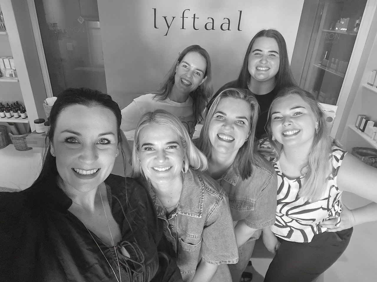 We’re back, and open for 2026 🤍
As the year opens softly, so do we.
Returning with steadier breaths, gentler rhythms, and a deeper commitment to presence over performance.
If you’re craving real care, healing touch, and a space where you can simply be, our doors are open.
#Lyftaal #2026 #NewYear #FreshBeginnings #Spa