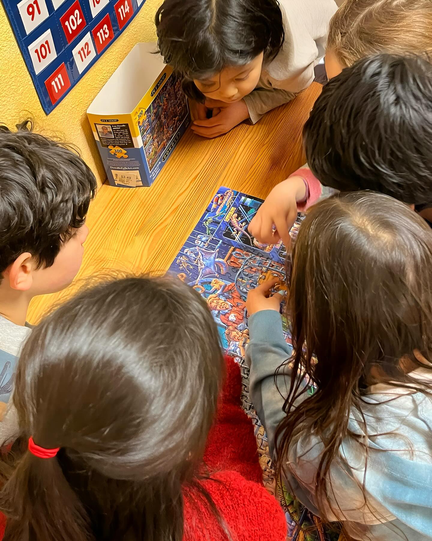 🧩 Our second grade students have taken on an exciting challenge this year: completing as many puzzles as they can! They have completed 22 puzzles to date and just began their first 500 piece puzzle!✨
Photo credit: Britt U.
#ECS #eastsidecommunityschool #secondgrade #learningthroughplay #500piecechallenge