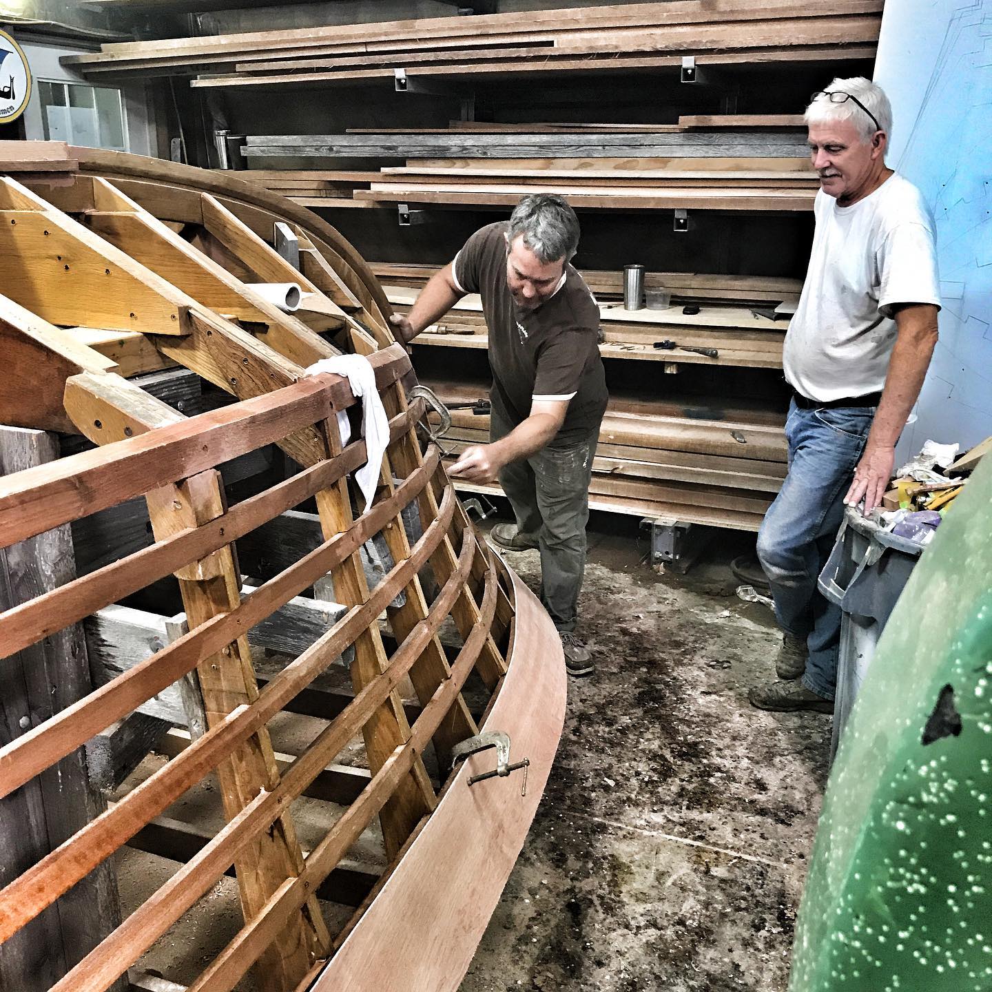 Building a 22’ Shepherd. Mahogany on top. White Oak and Douglas Fir providing the backbone for decades and decades of strength!
•
#ShepherdBoatCo #shepherdboats