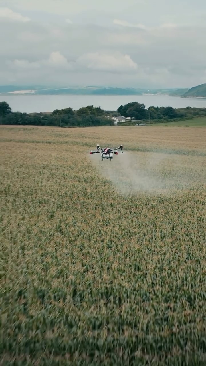 Winter growing conditions?
Don’t write the field off get the HighVantage boys in!
#highvantage #spraydrones #xag #xaguk #agriculture #farming #backbritishfarming #agritech #fertiliser #contractors