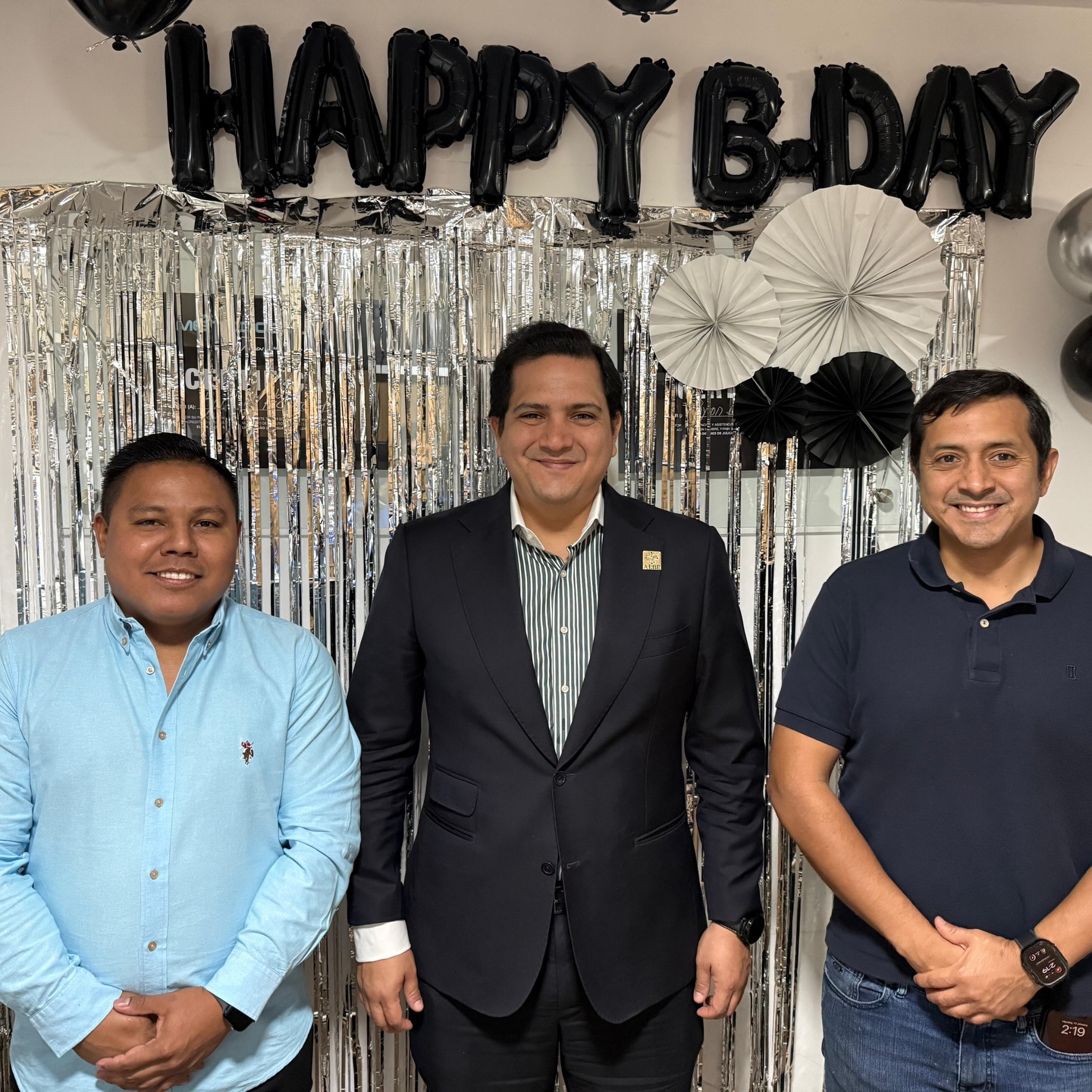 Con motivo de su cumpleaños, extendemos una afectuosa felicitación al Ing. José Antonio Hidalgo. 🎂
Su visión y liderazgo han sido pilares fundamentales para el crecimiento de Annex Asia. Es un honor colaborar bajo su dirección y seguir construyendo puentes comerciales sólidos entre Asia y la región.
¡Le deseamos un año lleno de salud, éxitos y nuevos horizontes alcanzados!