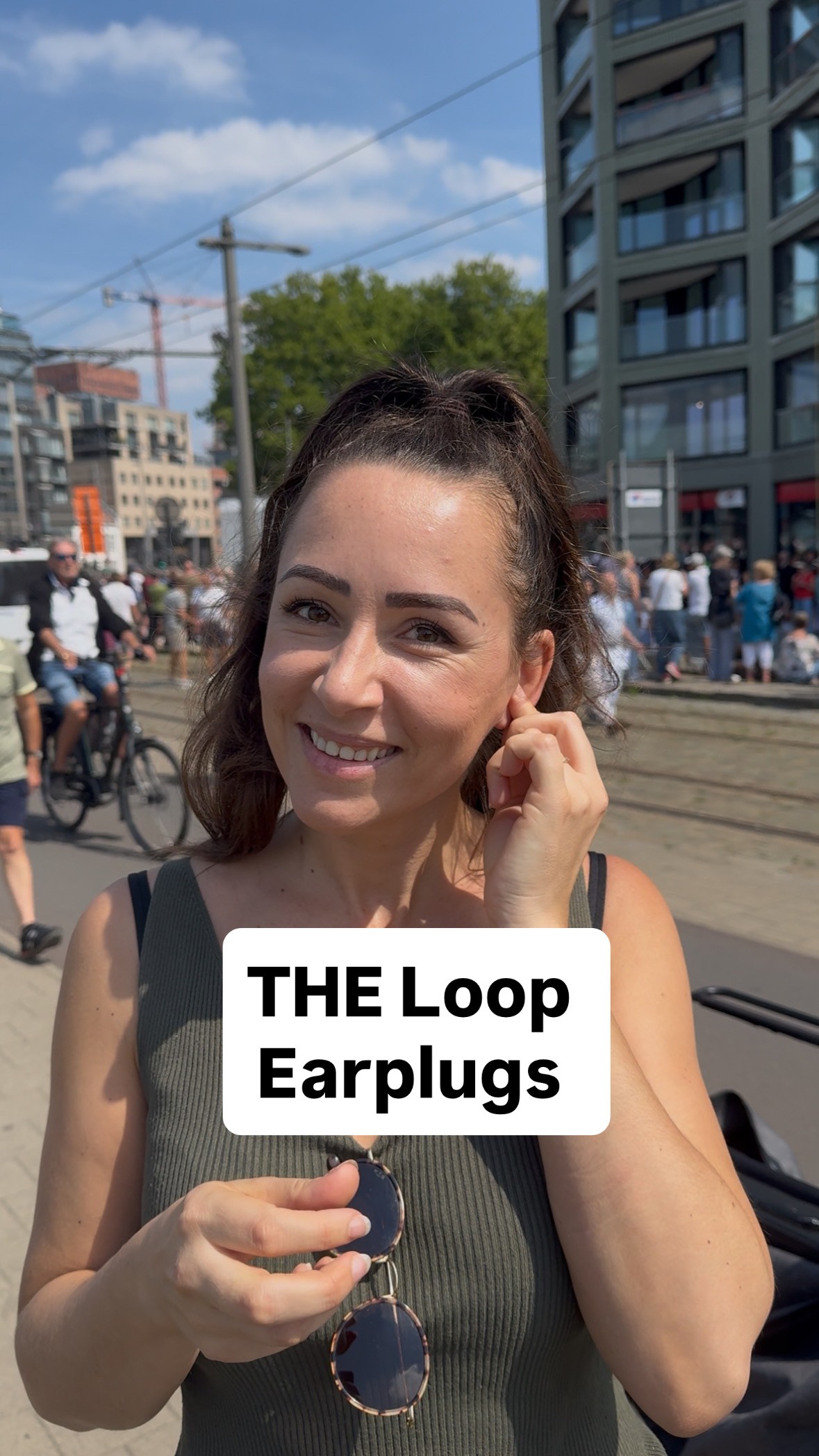 🎧 How these earplugs were a game-changer in my hardest times…
Since my concussion, my life felt like one big exercise in avoiding overstimulation. 😩
A grocery run, a walk through the city, or even a night out… everything felt like a challenge. The noise, the people, buses, cash registers… my head would get overwhelmed instantly.
When my partner showed me Loop Earplugs, I thought, “Yeah, yeah… another thing that might help.” 🤔 But I ordered them anyway… and what a difference! ✨
💛 Loop Experience – perfect for walking, shopping, or working. It feels like someone just turns the volume down a little, but you can still hear everything important.
💛 Loop Engage – ideal for social situations. You can follow conversations without your head exploding from background noise.
My first test? The supermarket. Normally, I would have run out crying after 5 minutes, afraid the noise would overwhelm me. Now, I walked calmly through the aisles, responded to someone who spoke to me… and felt almost normal. 😌
Since then, I use them for:
- Restaurant visits without stress 🍽️
- Walking through the city without painful overstimulation 🚶♀️
- Public transport without panic moments 🚌
- Workdays where I can actually focus 💻
The Plus version gives extra noise reduction for really busy places like bars or concerts. It takes a little getting used to hearing yourself talk or eat, but the calm and control it gives is priceless. 🙌
In short: these earplugs are a game-changer for me. Calm. Control. Freedom regained. 💛
➡️ Want to learn more? Comment “loop” below this post for the link to the website.