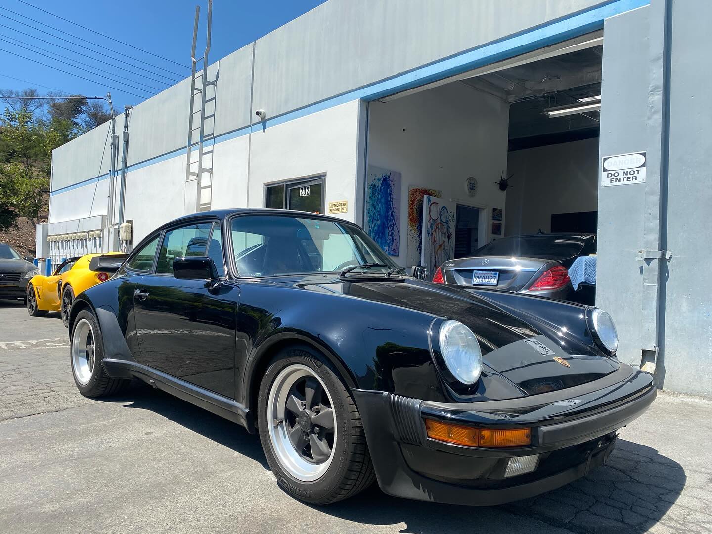 Thank you for your support Rob Z.
#1986 #911 #911porscheturbo #930 #mulhollandmotorsports