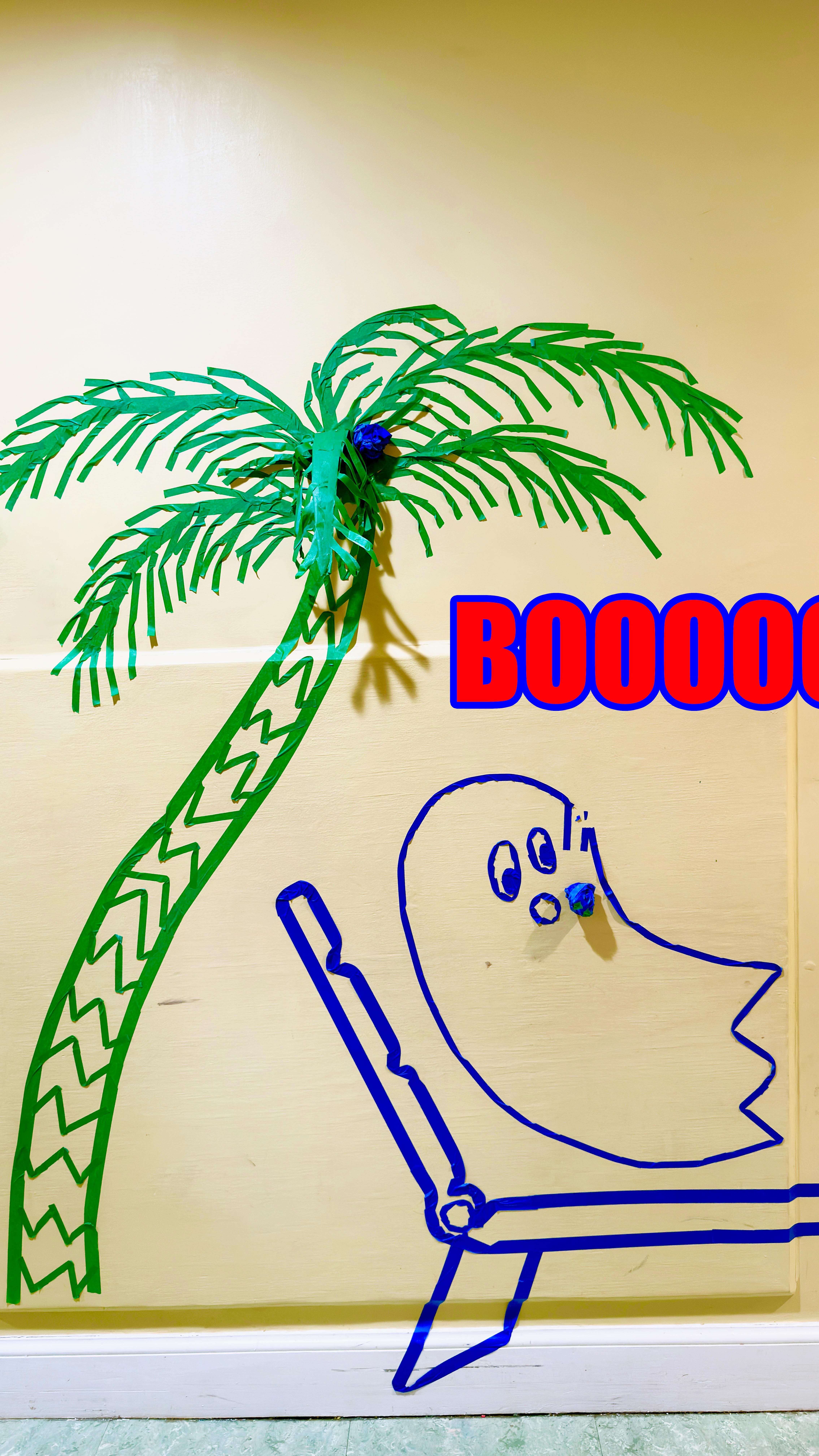 Ghosts at the beach. A delightful theme leading to some delightful drawings. Can’t go wrong with a ghost in sunglasses!
#tapeart #ghost #thebeach #sunandsurf