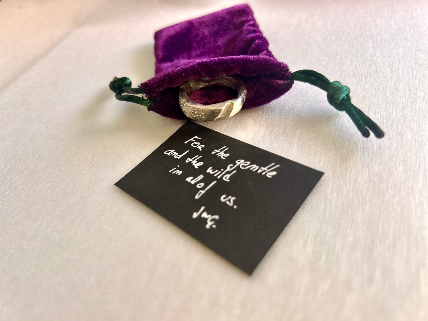 We all carry more than one side.
Softness and protection.
Sensitivity and strength.
What we choose, again and again, is how we respond.
Sometimes a small totem helps us remember that we’re the ones in charge. 💍
#foodforthought #duality #innerstrength #customring