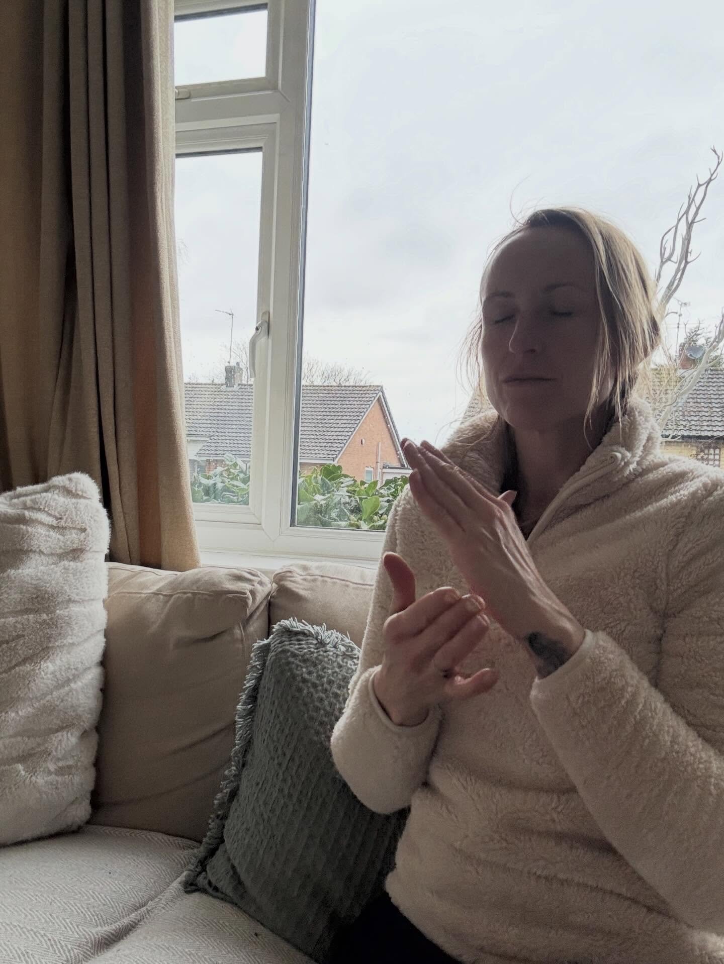 Had another great EFT session with @jackieftlc yesterday! It has been so amazing seeing and feeling the difference in me. It has helped me deal with the trauma of the accident and address my anxiety that I have struggled with for years…
I would highly recommend this for anyone needing help with stress, anxiety or dealing with a difficult time.
#eft #efttapping
