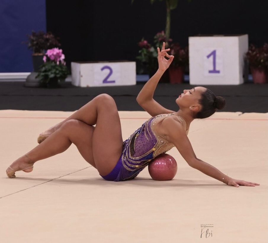 Lily May Nat A 16-17 ans 💚💜
📸 @lafertegr
Membre de la DN, en partenariat avec @lemondedeladanse911