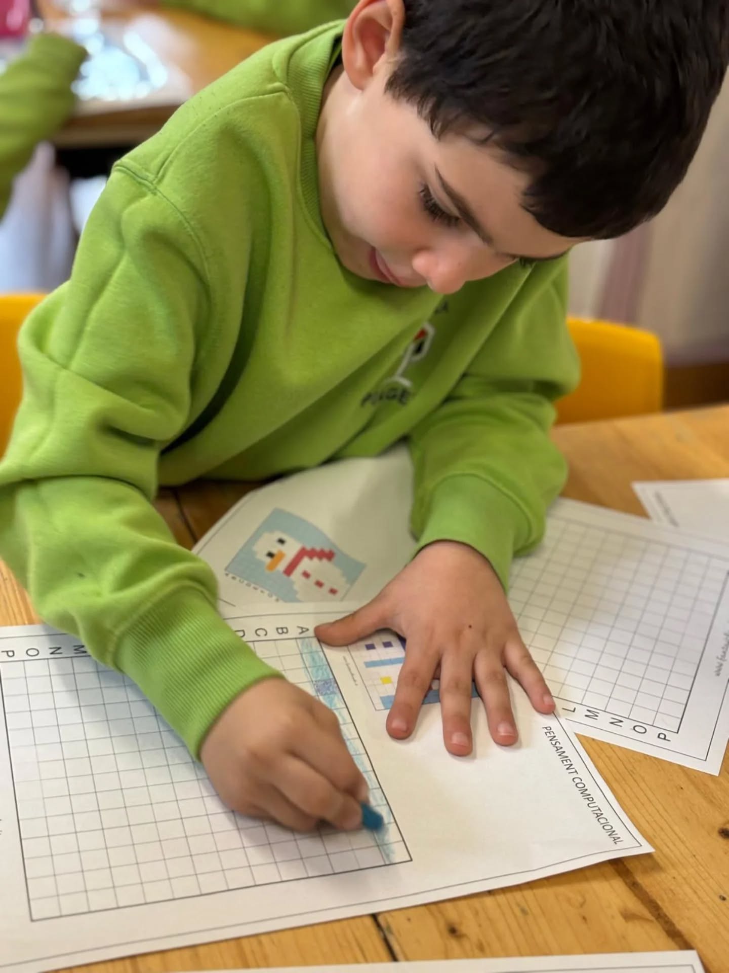 A I4 treballem el pensament computacional mitjançant activitats de robòtica, seqüències i jocs de lògica que ens ajuden a desenvolupar el pensament i la resolució de problemes. Propostes que ens fan créixer, aprendre i gaudir al mateix temps!
💚💚💚
#EsperitPiaget
#PassioPerlEscola
#SomEscola
#EscolaPiaget