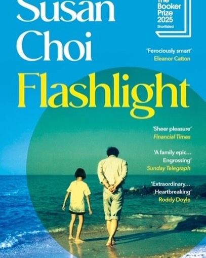 Nearly half way through January, seriously?! How are your reading resolutions working out? 6/10? Room for improvement? Definitely not too late to reset!!! With the weather keeping many of us cocooned at home, there is still plenty of time to catch up on great reads for January and beyond. Our Book of the Moment, ‘Flashlight’ is full of surprises. Susan Choi tells the story of a Korean family swept away by the currents of life. Shortlisted for the Booker Prize 2025, this is an extraordinary read. See our profile for a link to our full review or consider our other brilliant Bright Ideas for January - to share with your book club and set alight your conversations with friends.
.
.
.
#flashlight #readingresolutions #bookclub2026 #bookerprize #susanchoi