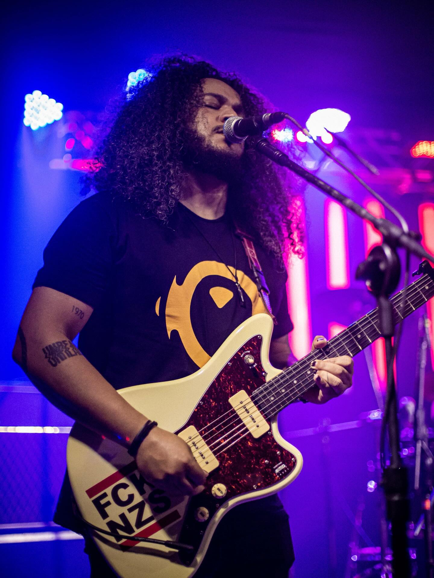 Ainda um pouco de como foi nosso último show!
Aguardem, amanhã tem mais… 🎸🎤
#musica #aovivo #show #rock #banda