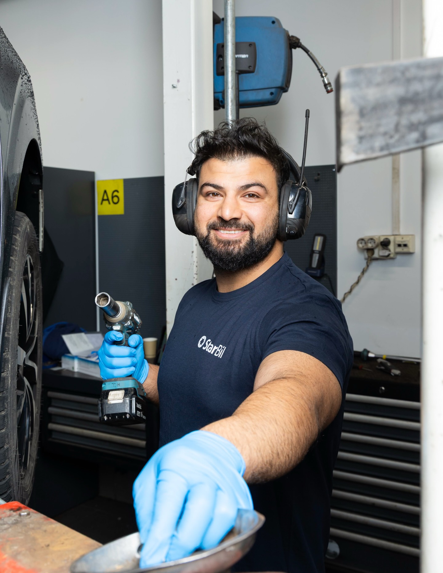 Bak hvert verkstedbesøk står våre erfarne og fagkompetente mekanikere - med kvalitet og god service i fokus 🚘🛠️ Foto: #peraageeriksen
➡️ Book verkstedtime