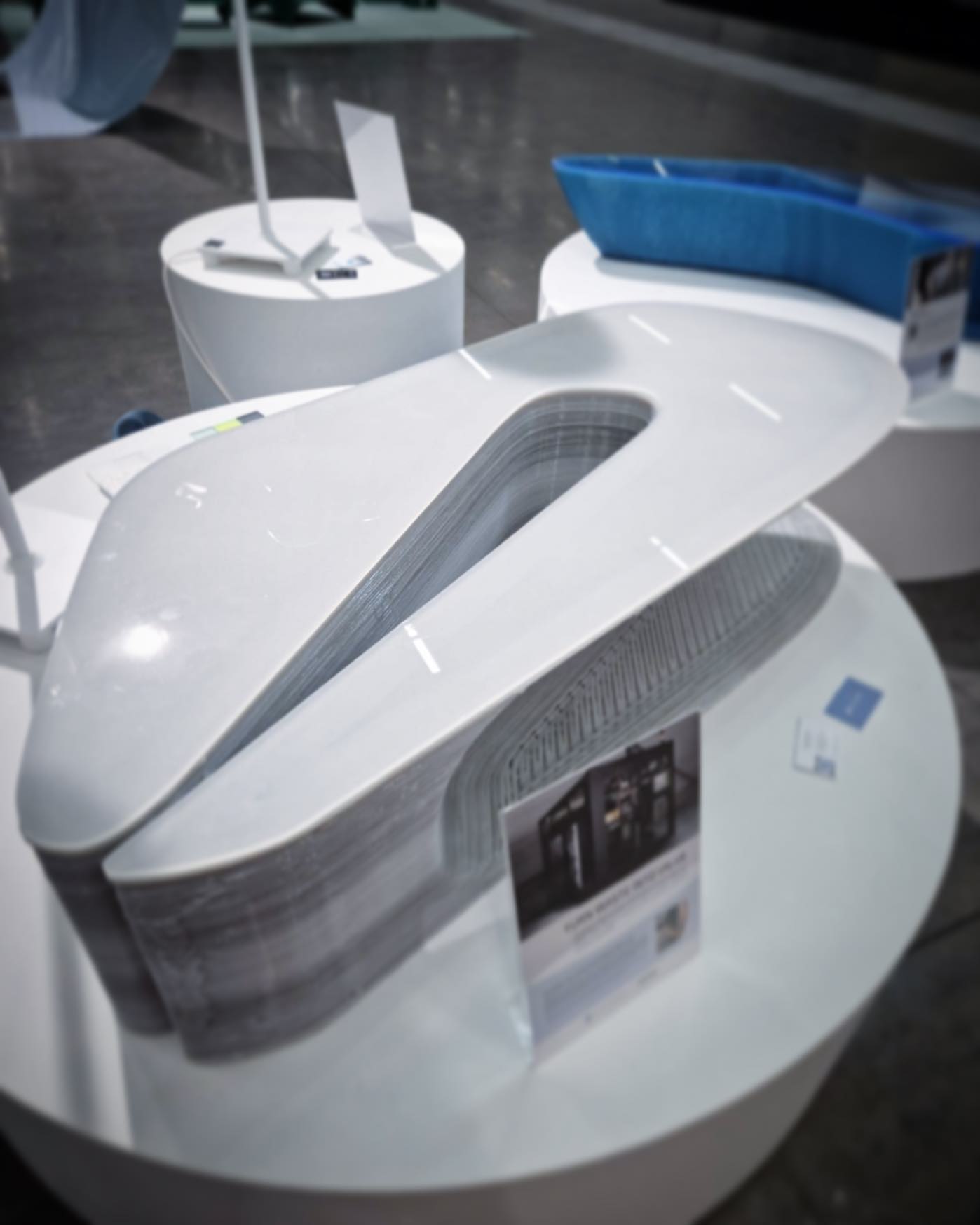 The Oceana collection revives your wildest dreams of ocean plastic. Visit @stockholmsmassan @sthlmfurnfair Hall A25:16 to capture it.
Designer @karim_rashid_official
3D printing partner @theindustryswedenab
Recycled acrylic table top @pyrasied
#recycledfurniture #oceanplastics #furnituredesign 100%#recycledmaterials #sustainability