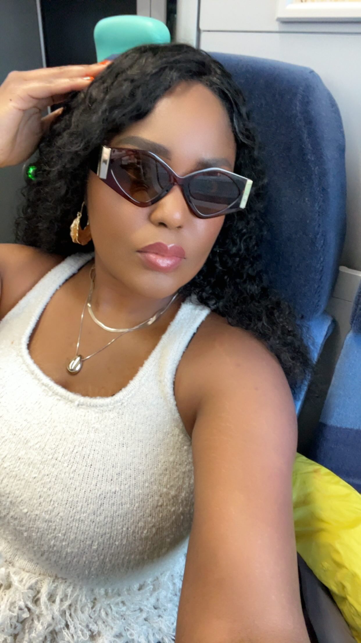 “On a normal day, dem no fit touch my energy😌
…If I no get money na disability💸” ~ Burna Boy, Update
Yo, he was not wrong. See the world because tomorrow is not promised. Dubai archives ✨ documented. Create your life. Don’t let anyone else dictate it for you. 🤎
・
・
・
#esjelife #dubai #dubailife #travel #softlife #blackgirljoy #energyunmatched #cheekybaddie #maincharacterenergy