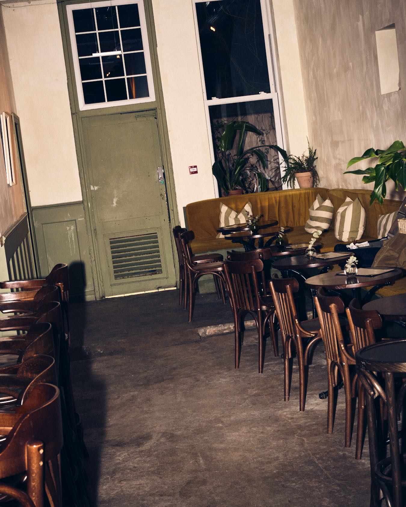 From work to wine - here all day and night 💻🍷