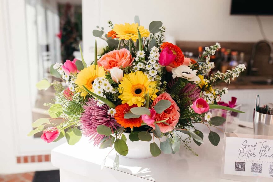 A few shots from little Emma’s 1st flower market birthday celebration 🌺🌼🌷🪻
#designsbydarenda
#flowers
#flowersofinstagram
#flowerinspiration
#partyideas