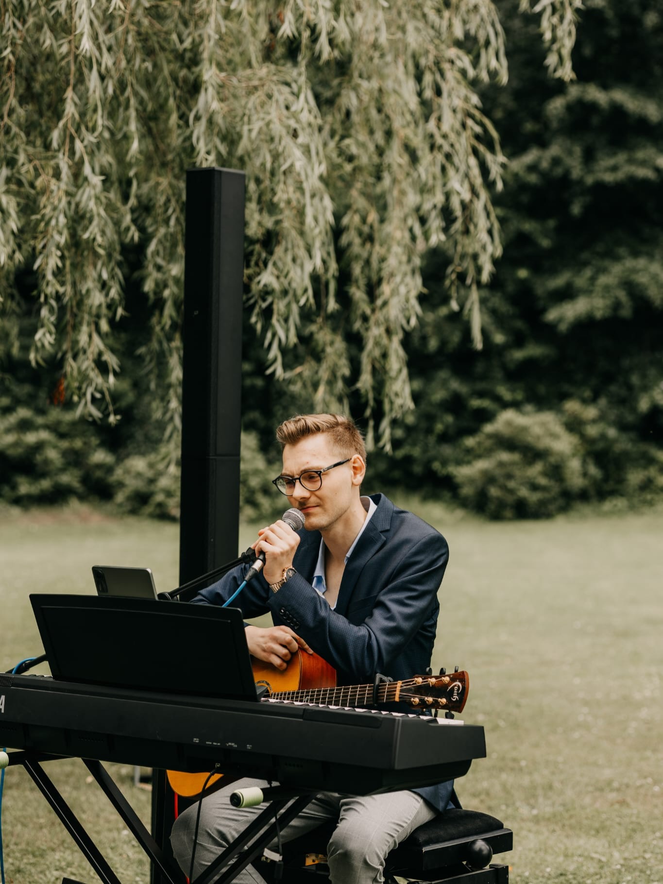 Wer wird dieses Jahr heiraten?🎶
📸: @klaus_warninghoff_fotografie
#hochzeitssänger#sänger#hochzeit2026#landhausetzhorn