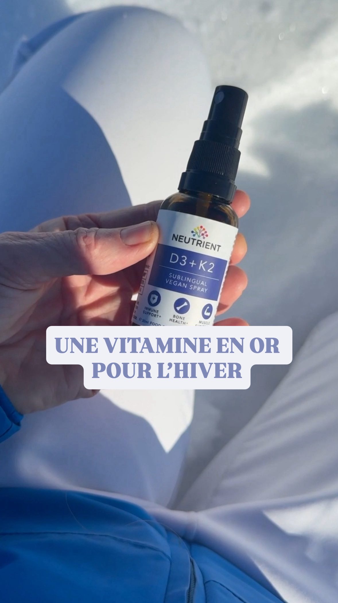 Publicité – collaboration commerciale rémunérée avec @neutrient_official & @AbundanceandHealth
Code promo : NUTRIKETO10 -10% pour les premières commandes sur le e-shop @abundanceandhealth
Une vitamine essentielle, pourtant souvent insuffisante ☀️
👉 La vitamine D
Elle contribue notamment
au fonctionnement normal du système immunitaire
au maintien d’une ossature normale
au maintien d’un taux normal de calcium dans le sang
à la fonction musculaire normale
La littérature scientifique s’intéresse largement à son rôle en santé publique, alors même qu’une grande partie de la population présente des taux insuffisants.
Vitamine D3 + K2 de @Neutrient_official
✔️ Vitamine D3 d’origine végétale (lichen)
✔️ Vitamine K2 MK-7, impliquée dans l’utilisation physiologique du calcium par l’organisme ❤️🩹
✔️ Support huile MCT, stable au froid ❄️
✔️ Double voie d’administration, orale et via les muqueuses buccales
✔️ Format spray, simple d’utilisation
Sources alimentaires
🥑 poissons gras, œufs, produits laitiers entiers, champignons
🌞Synthèse possible via l’exposition solaire
⚠️ Certaines personnes peuvent être plus à risque d’insuffisance, notamment en cas de faible exposition au soleil, de peau foncée, de surcharge pondérale ou de pratique sportive intensive. Une supplémentation peut être envisagée selon le statut individuel, avec un avis médical.
ℹ️ Informations générales en nutrition. Ne remplace pas un avis médical.
ℹ️ Références scientifiques disponibles sur demande.