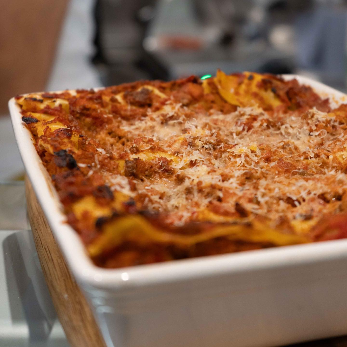 Not in the mood to cook this weekend?
Or got family or friends coming over and want to keep it easy?
You can pre-order a whole lasagna with us. Just give us a call, bring your dish, and we’ll take care of the rest.
One less thing to think about.
#ᴍᴀᴅᴇᴛᴏᴏʀᴅᴇʀ #lasagna #hostingfoodies #kensalrise
