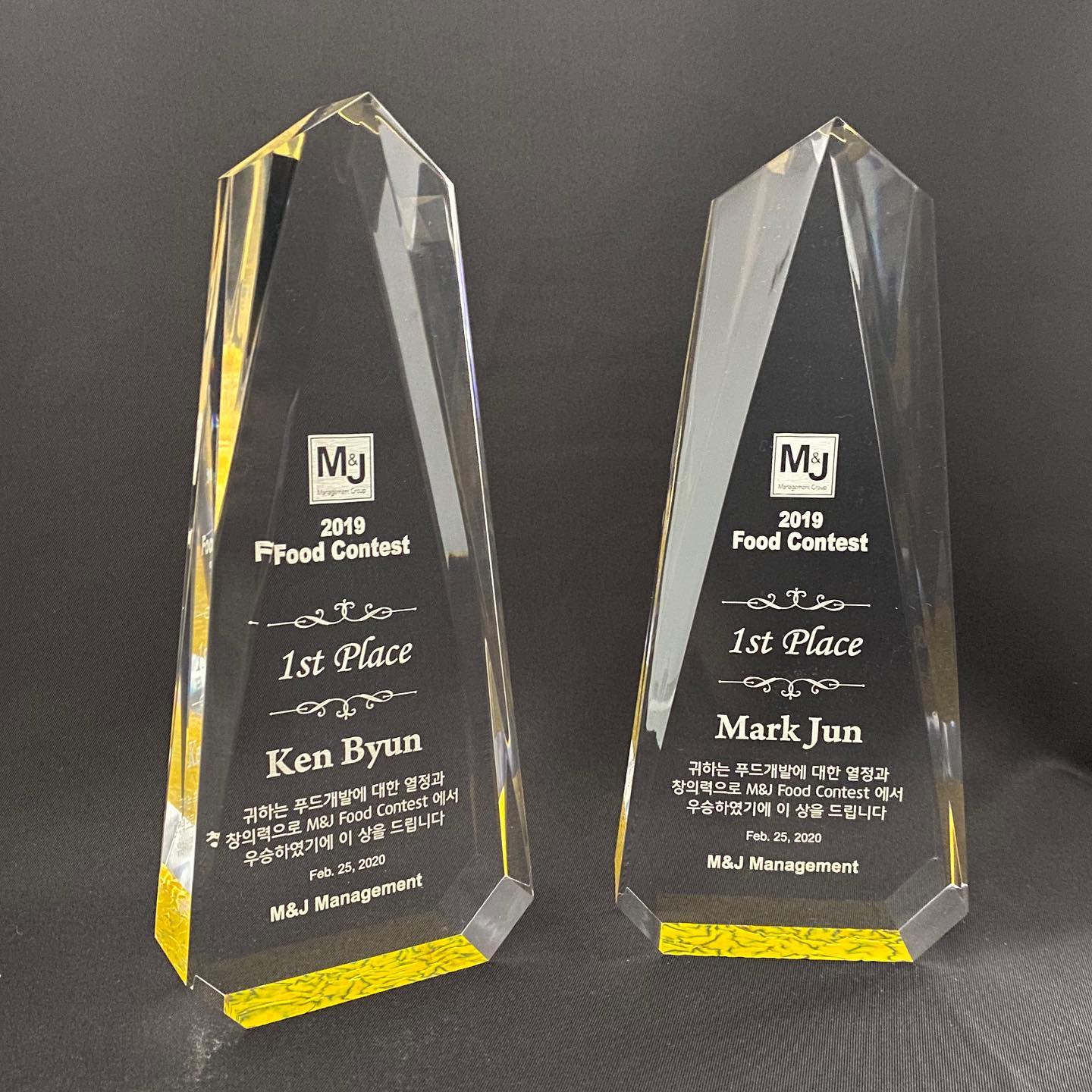 Self Standing Acrylic Plaques for M&J Management Group. Congratulations to these two winners! 🥳🥳
#newstartrophy #trophies #plaques #winner #first #food #contest #chef #la #losangeles #koreatown #ktown #트로피
