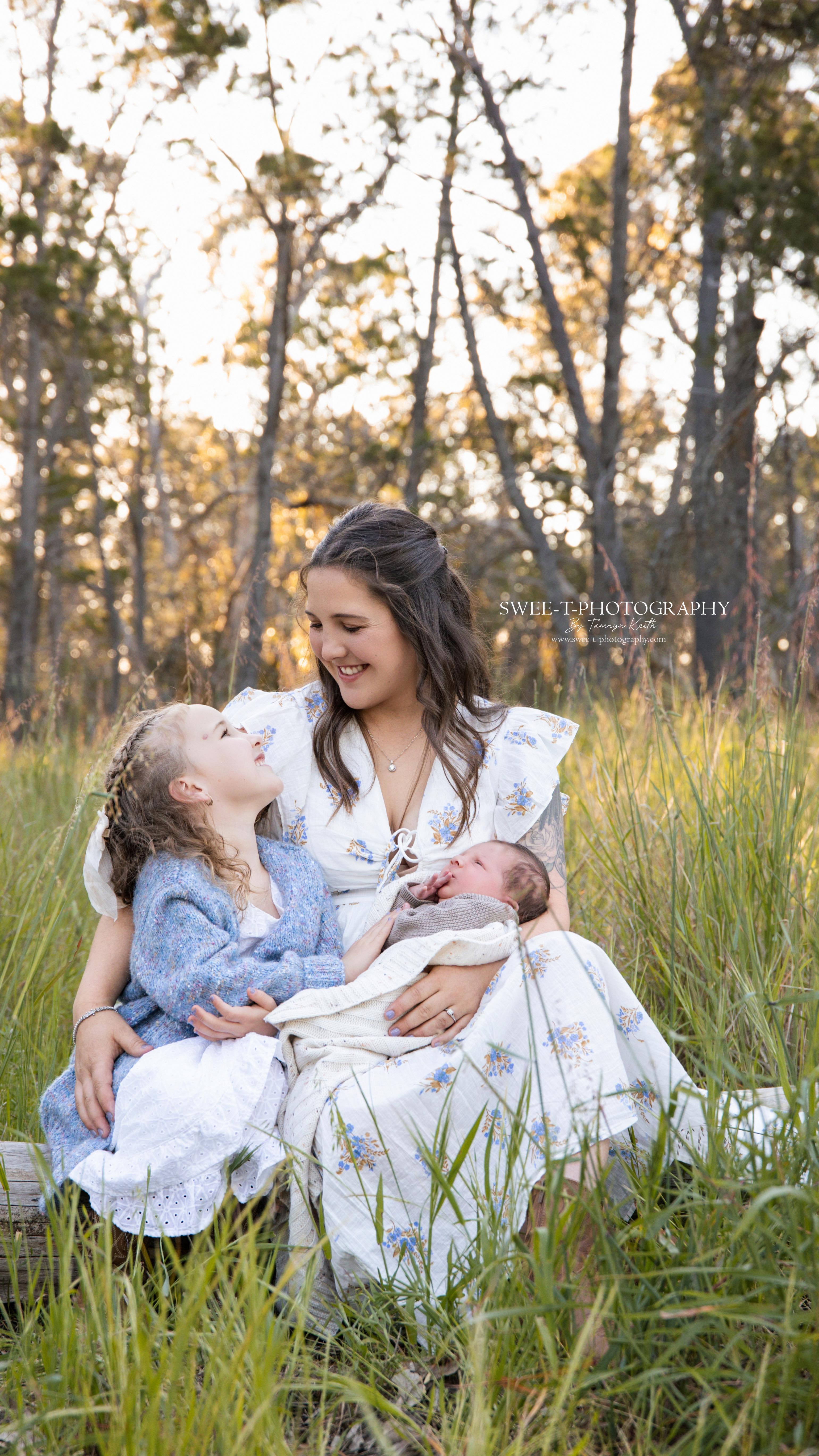 Golden hour magic with this beautiful family. Pure love, pure light, pure joy.
🤩Secure you golden hour family session by clicking the link below and getting in touch. 👇 Mention SAVE15 for get 15% off your session. https://www.swee-t-photography.com/familysunsetsessions
© 2025 Swee-t-Photography Barossa's Newborn Photographer
https://www.instagram.com/swee.t.photography/
#barossafamilyphotographer #barossafamilyphotography #barossasunsetsession #bluehourphotography barossanewbornphotographer barossanewbornphotography barossababyphotographer barossamaternityphotographer barossastudio