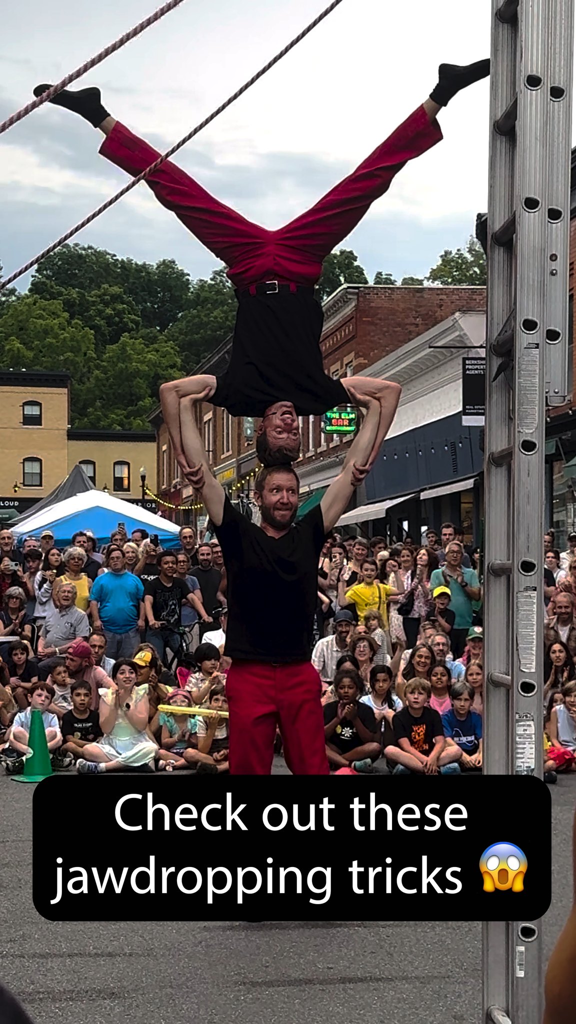 We had so much fun watching these two at Berkshire Busk! last summer. Thanks The Red Trouser Show for putting on a great show!