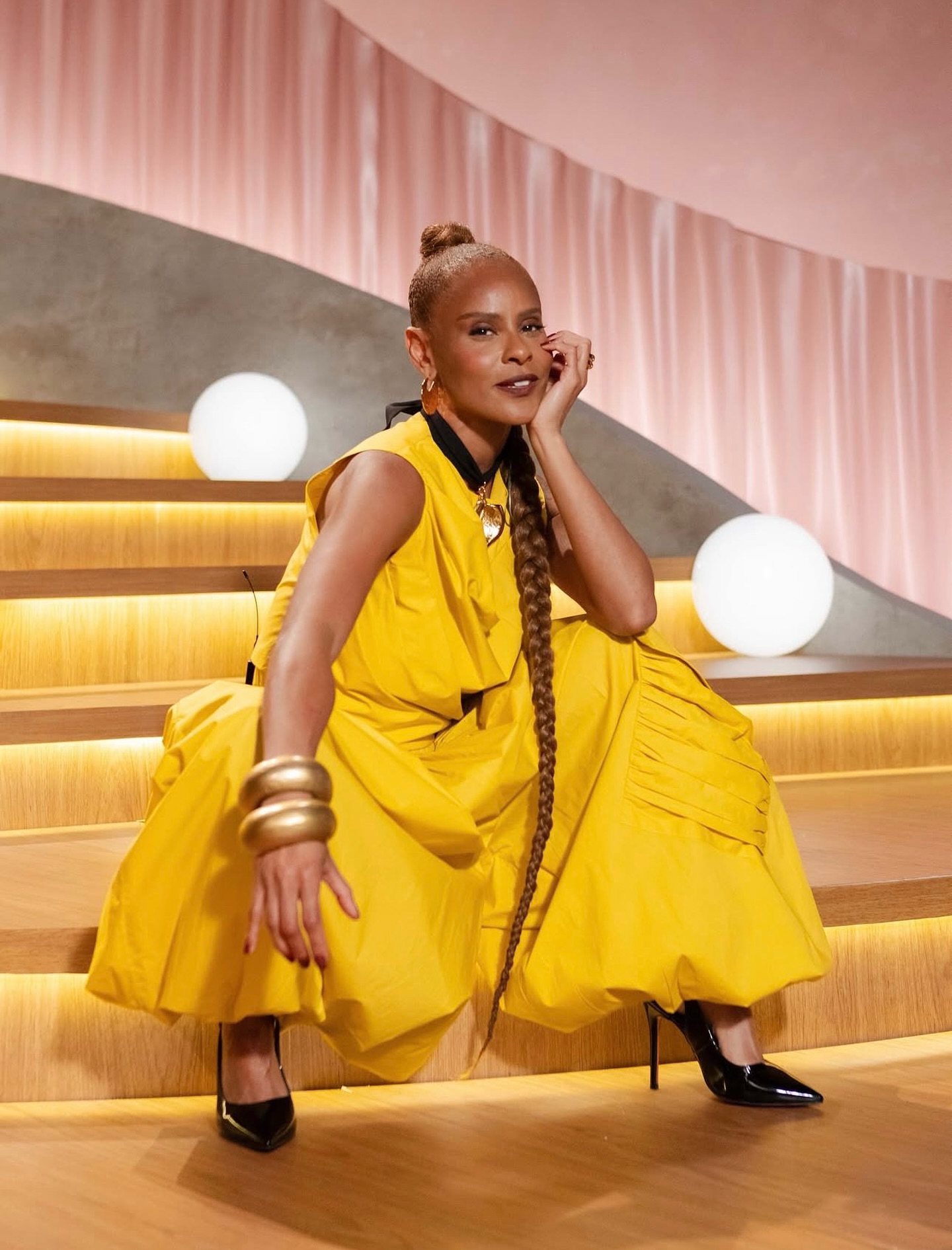 Quem já está com saudade do programa “Angélica Ao Vivo” do GNT ?
Torcendo pra Aline voltar na próxima temporada !
#alinewirley #gnt #angelicaaovivo #amordefã #tbt