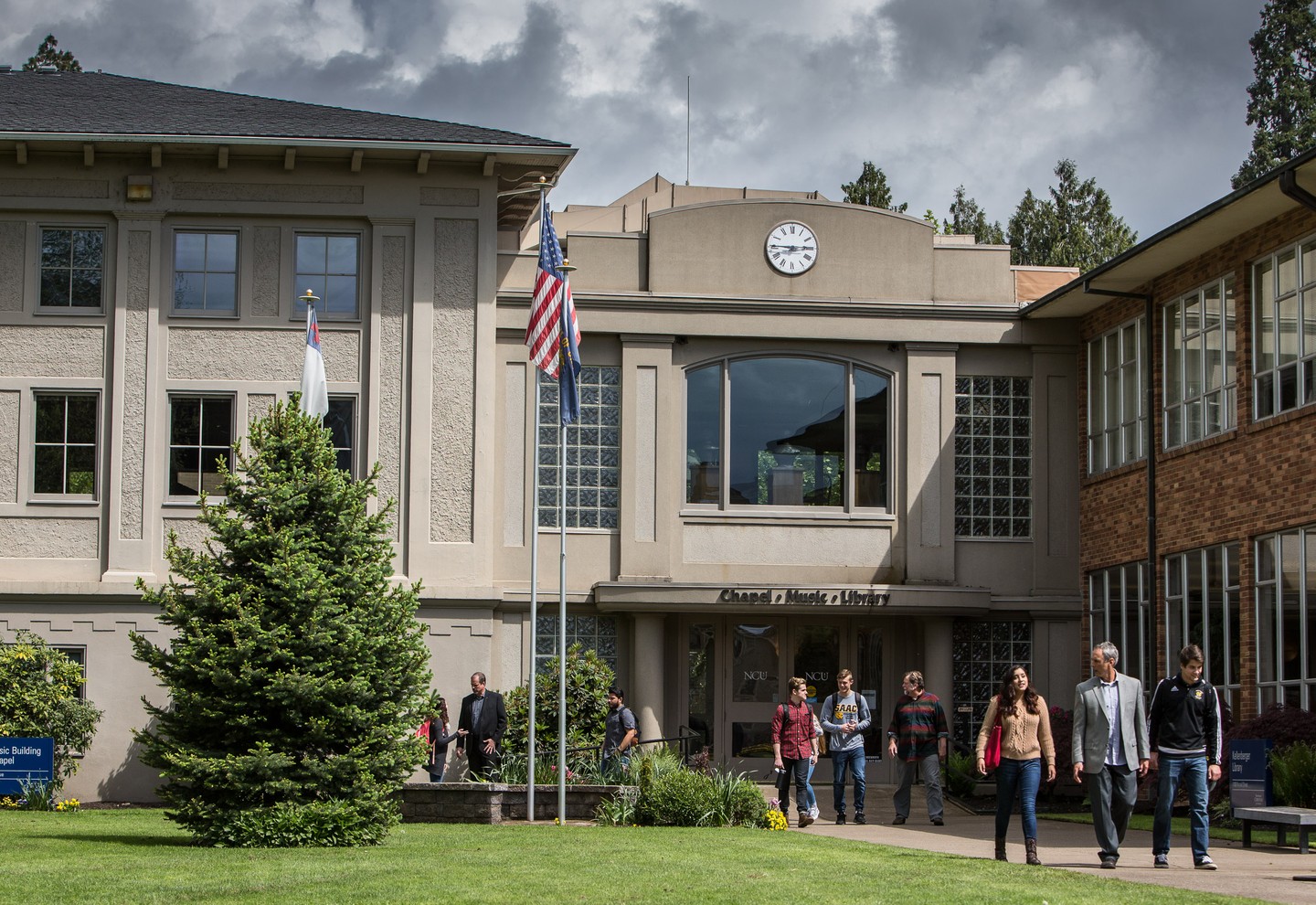 We heard 2016 is making a comeback! ⏪