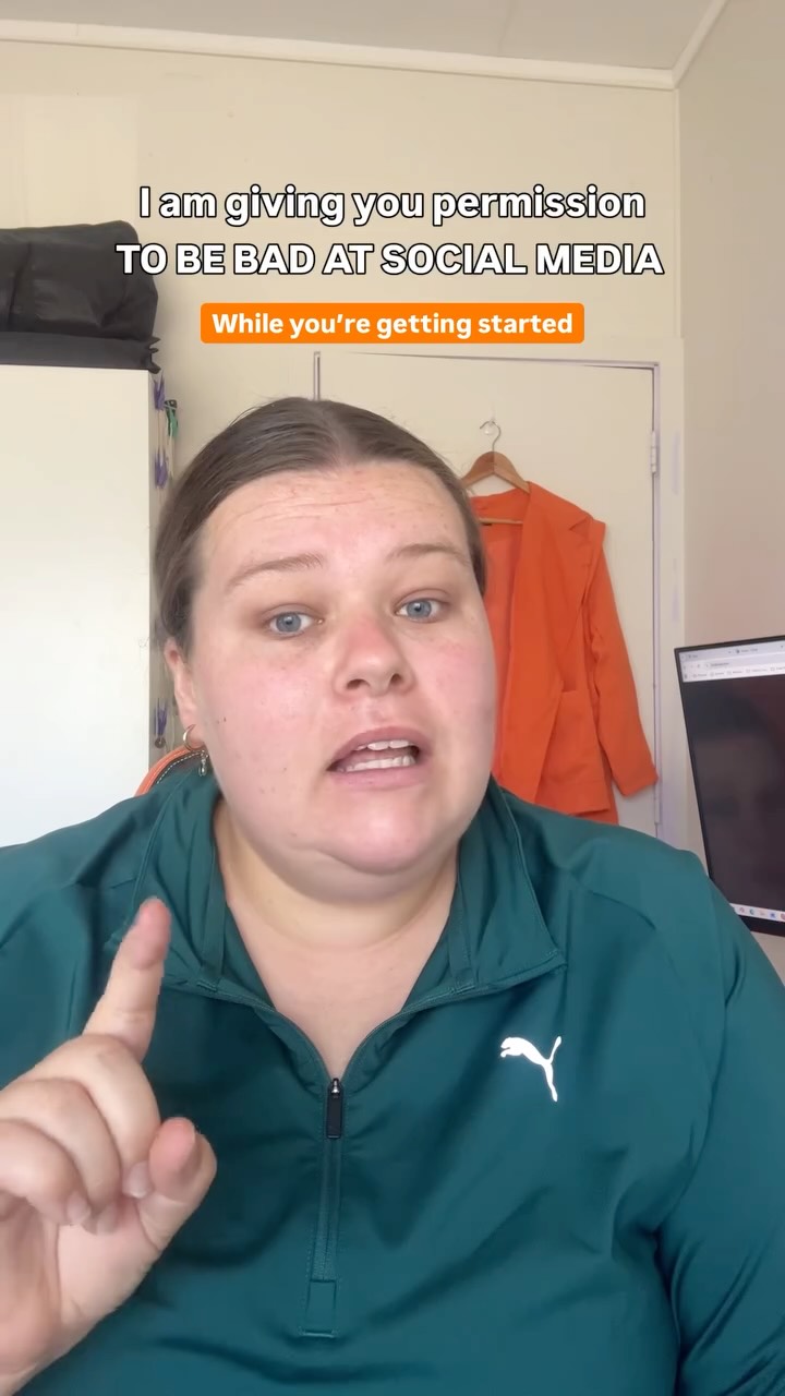 You don’t need to be good at social media to begin.
You just need to begin.
Most people delay starting because they think they need confidence or clarity. You don’t. Those things come from doing the work.
If you want a simple place to start, my FREE getting started guide is linked in my bio.
The perfect way to kickstart your marketing for 2026 ✨