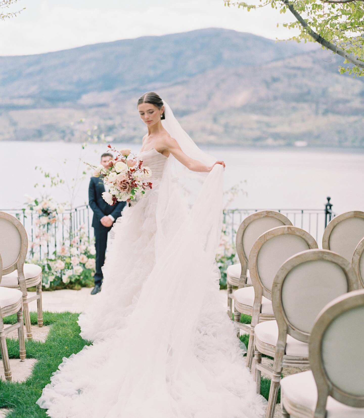 ๐ Now is the time to secure your rentals for your upcoming event!
๐ It is an honour to be part of your special events, and we are grateful to be receiving bookings for weddings, birthdays, milestones, and more for the 2026 and 2027 season.
๐ฅ Secure your rentals today to lock in your favourite items and keep planning stress-free. We canโt wait to celebrate with you all this season!
#OkanaganWeddings #KelownaWeddings #EventRentals #KelownaEvents #KelownaEventRentals
Planners, photographers, and venues are tagged on each slide ๐ค