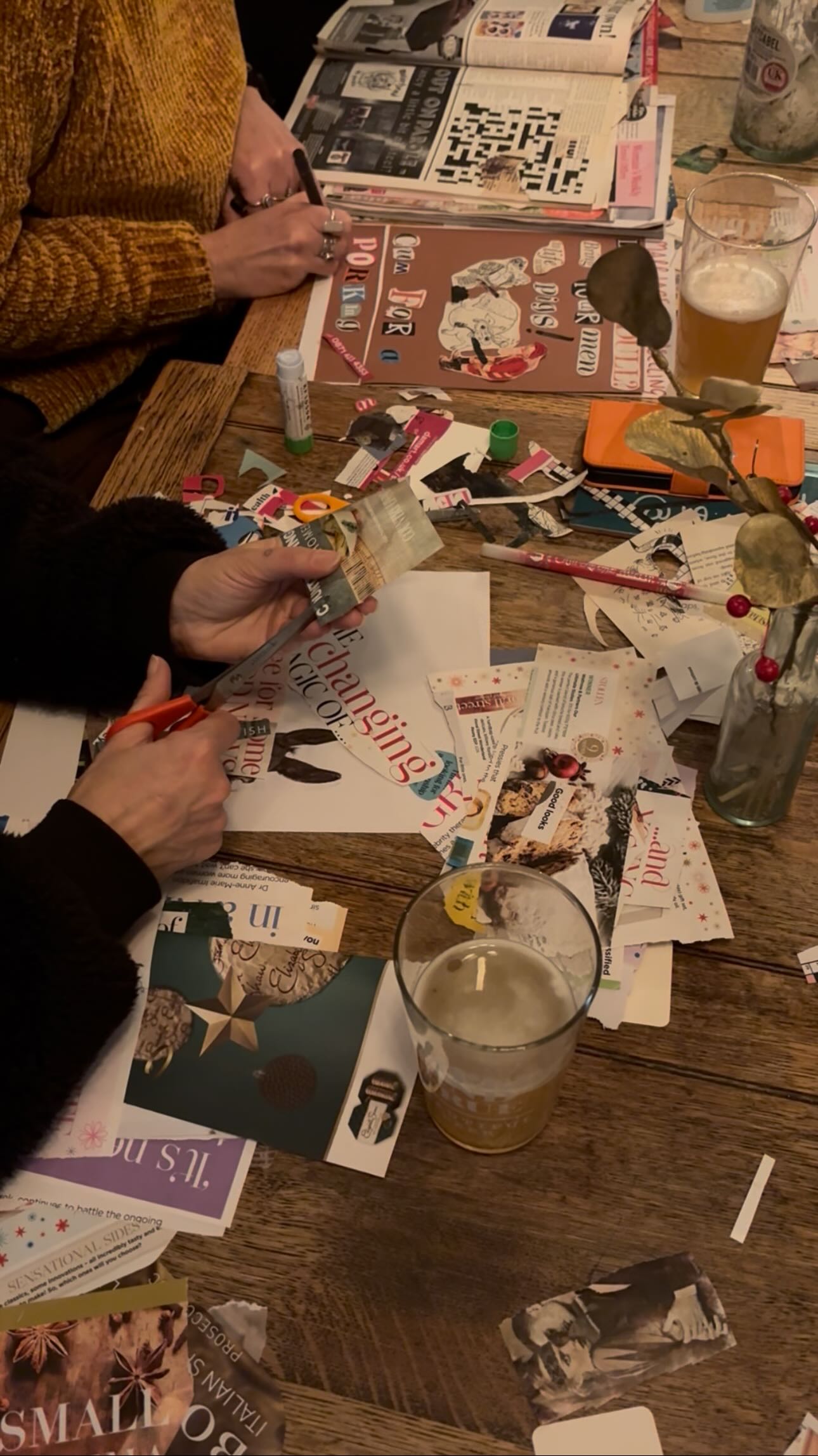 Rude Collage Club is a favourite at The Greenbank 👩🎨✂️🌟
Every 3rd Thursday of the month.
Tickets in bio!!